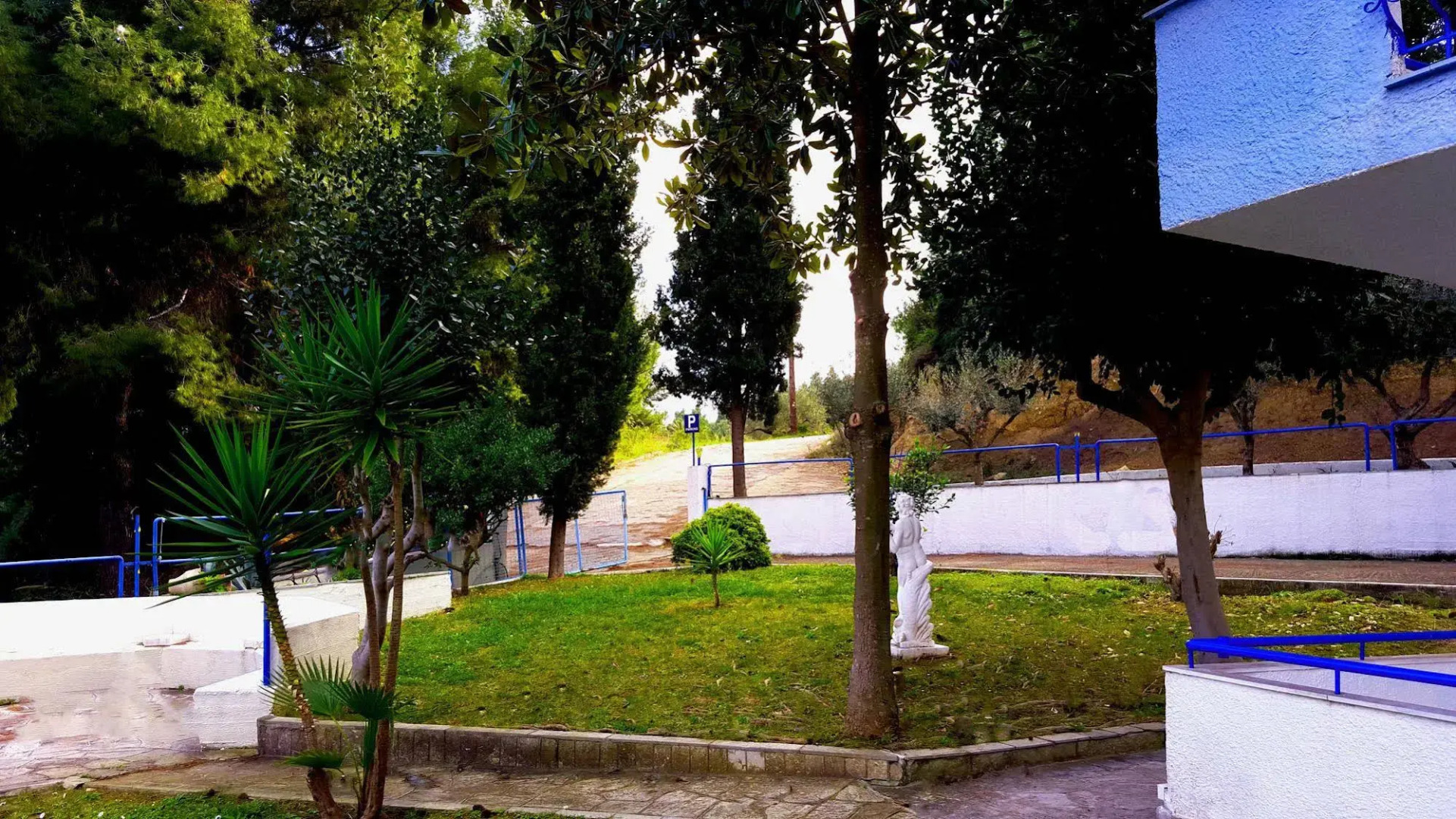 Roditsa Patritsia Apartments