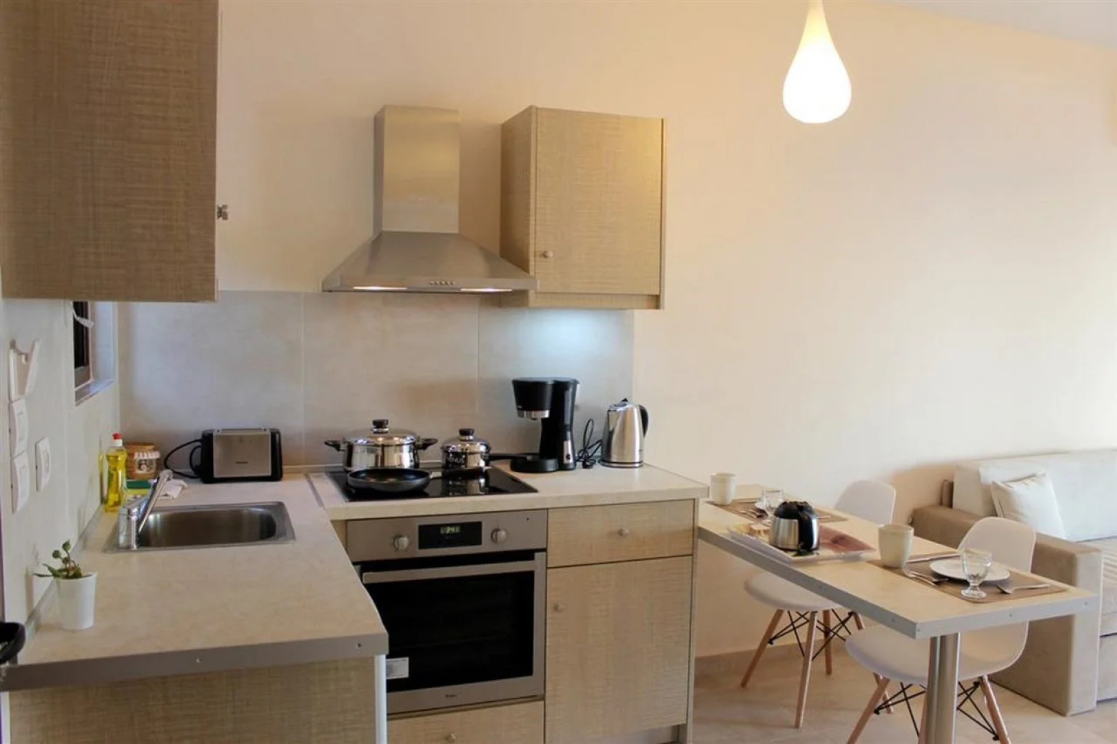 Lido Paradise Apartments