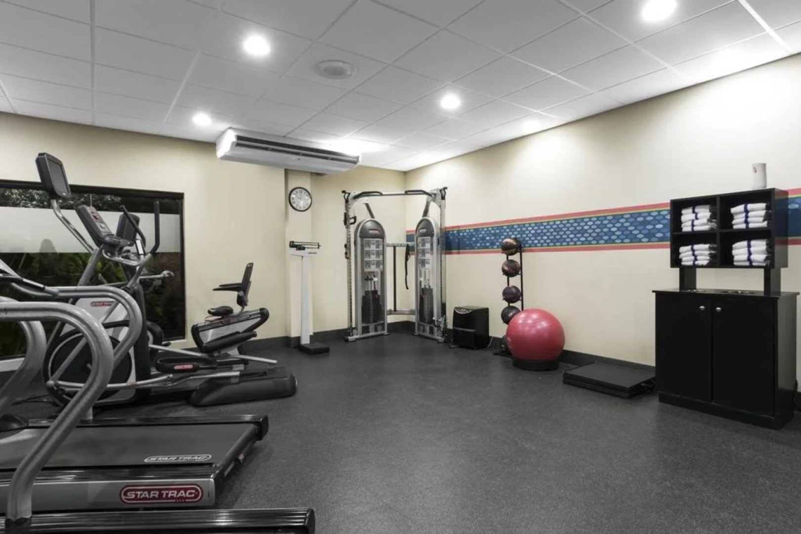 Hampton Inn Columbia I-26/Harbison Blvd.