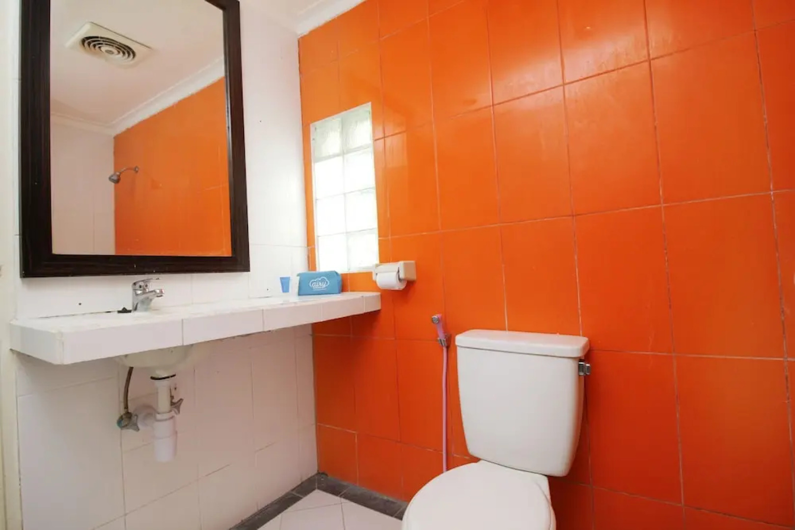 Airy Wenang Sam Ratulangi 199 Manado