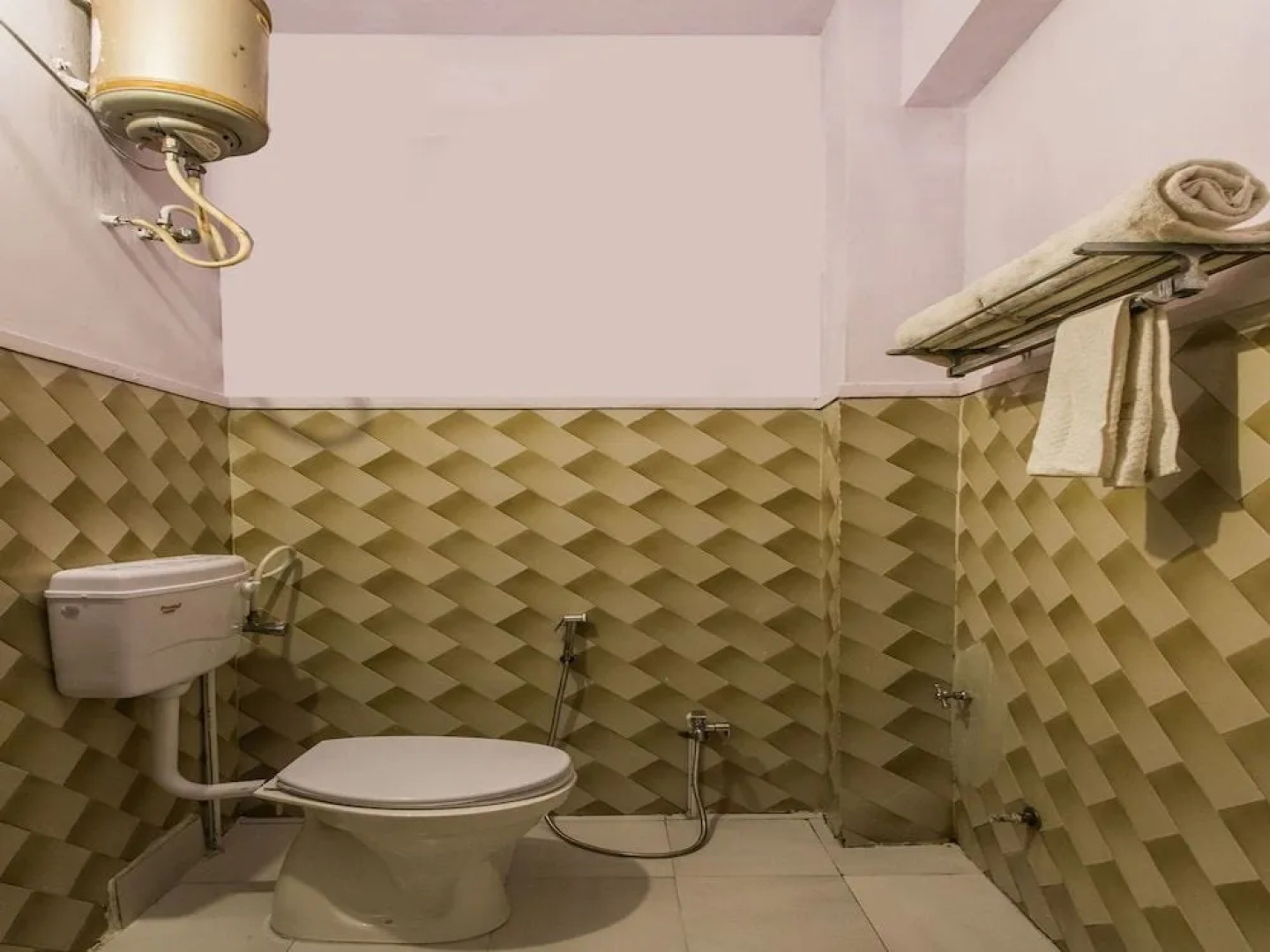 OYO 15401 Hotel Surana palace