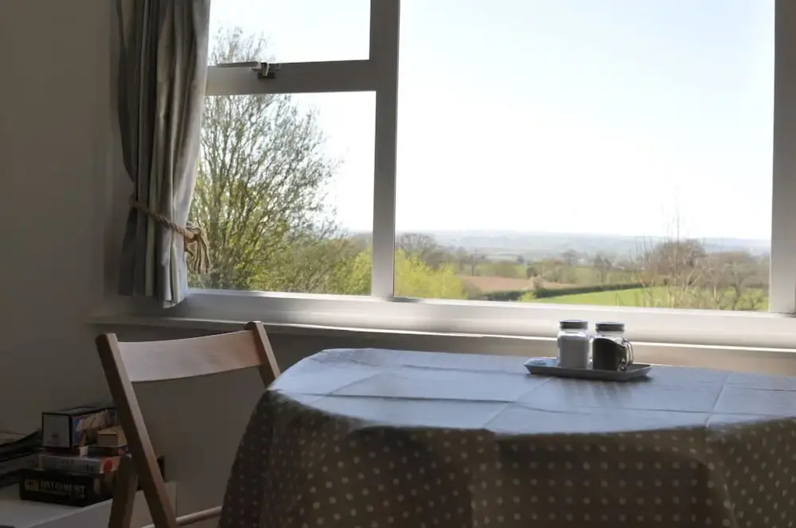 Cosy Rural Lodge at Goldhill Glamping - Sleeps 4