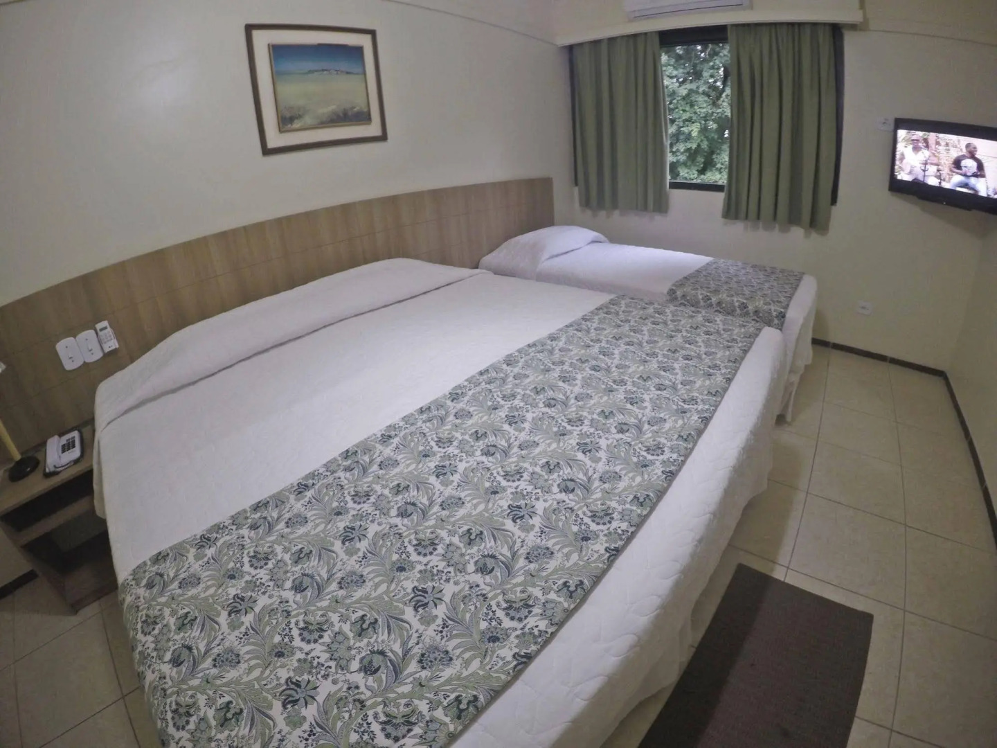 Budget Harbor Colonial