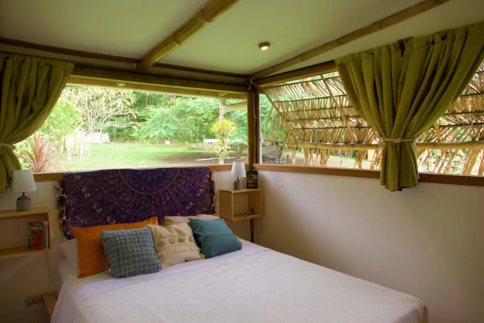 Buena Onda Jungle Lodge