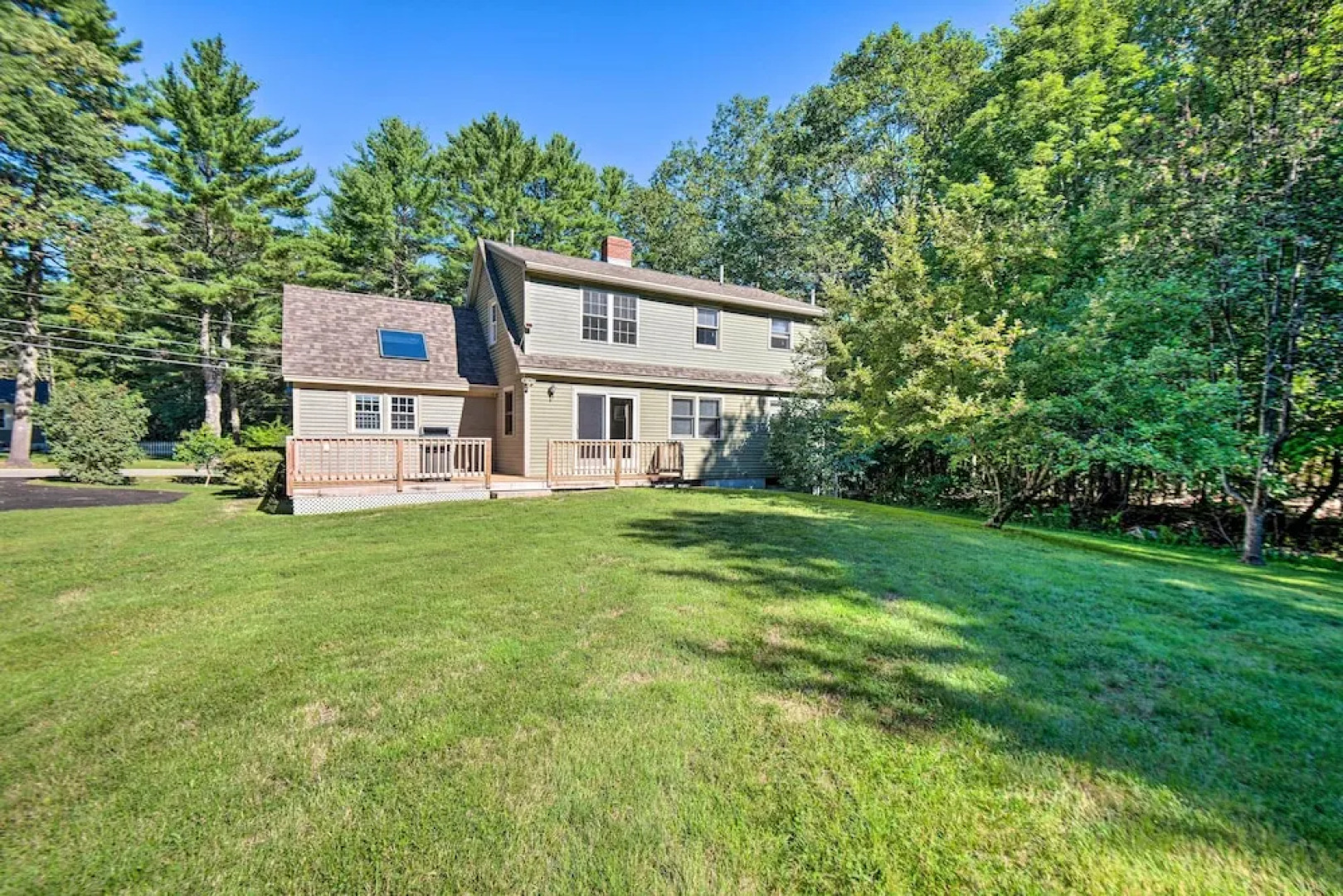 Charming Saco Home w/ Deck, 5 Mi to Beach!