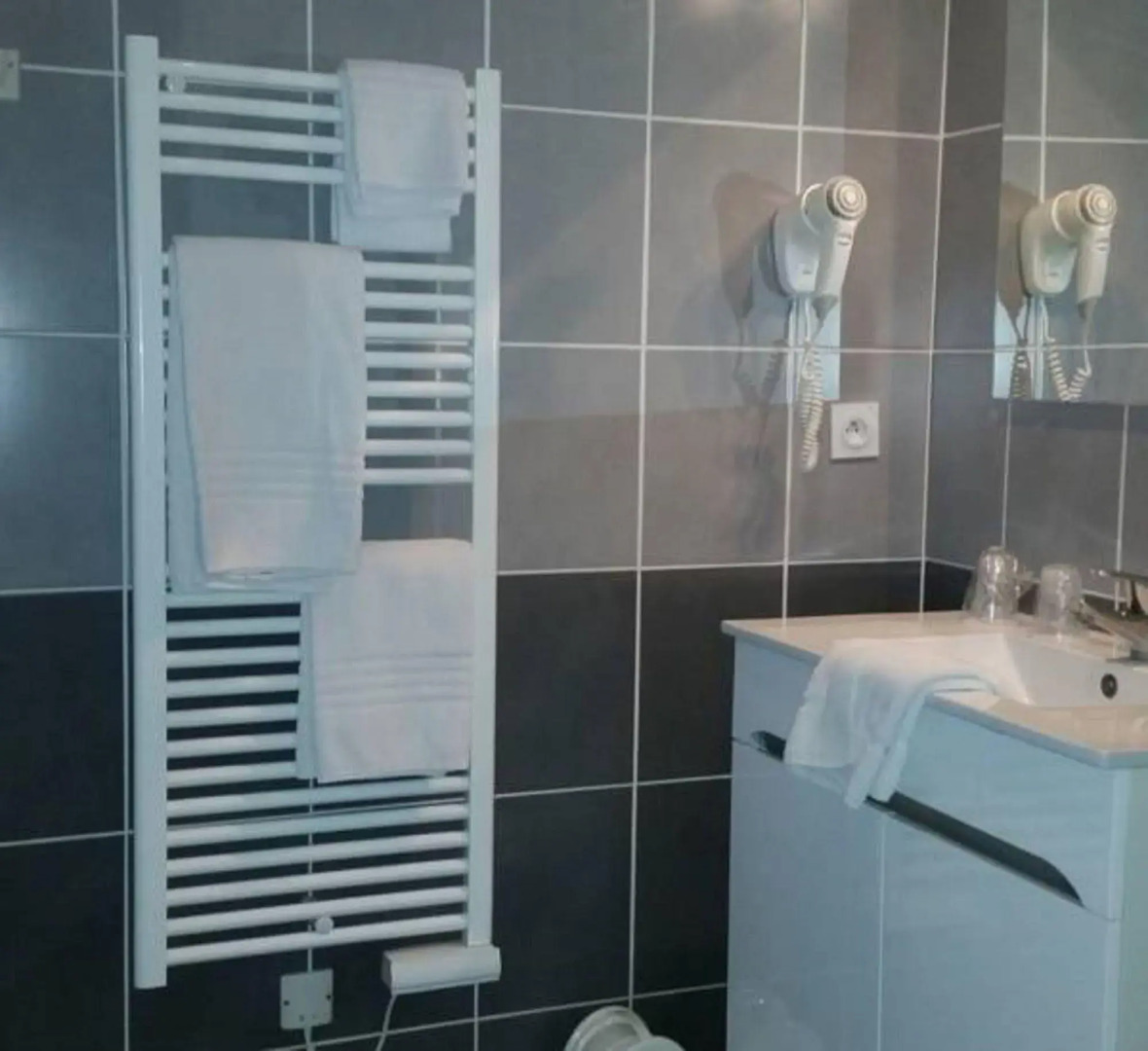 Hôtel Restaurant le Commerce