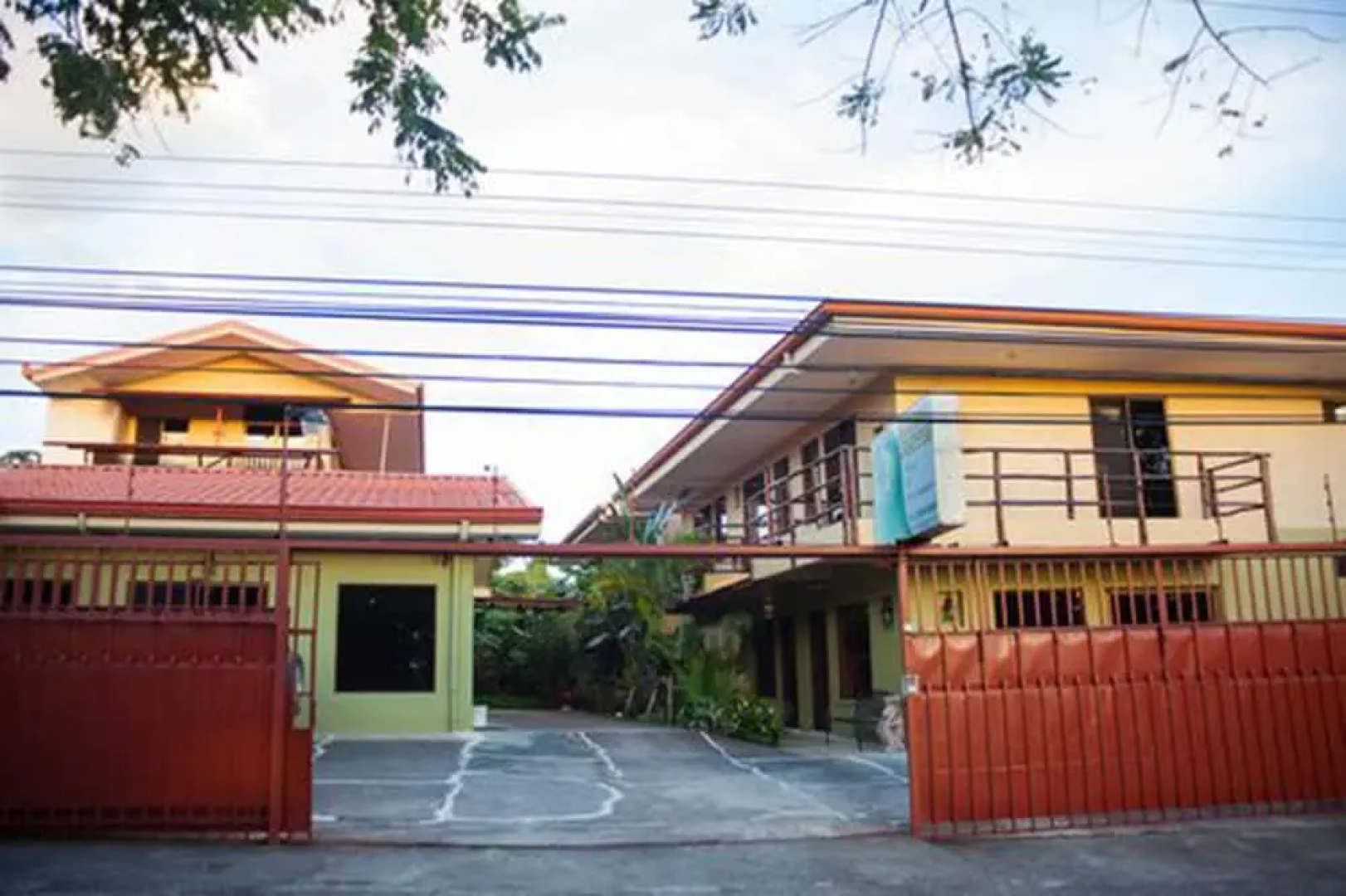 Belen Suites