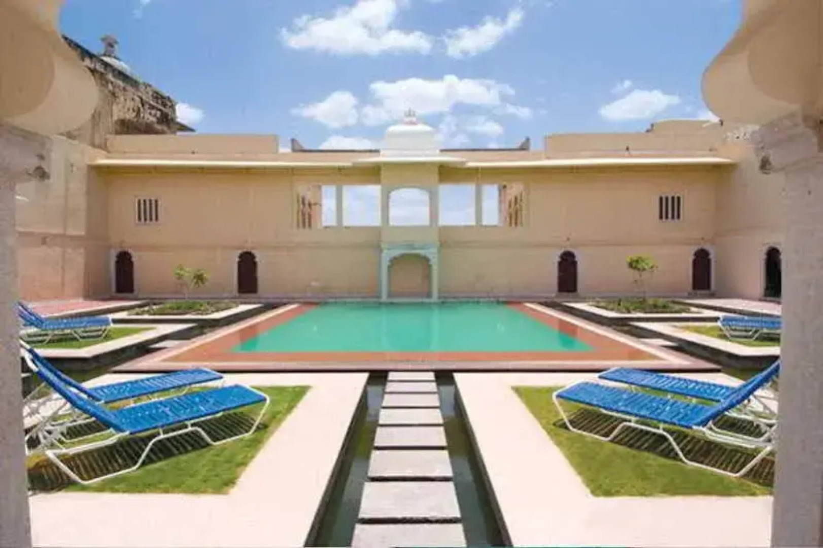 Sardargarh Heritage Hotel