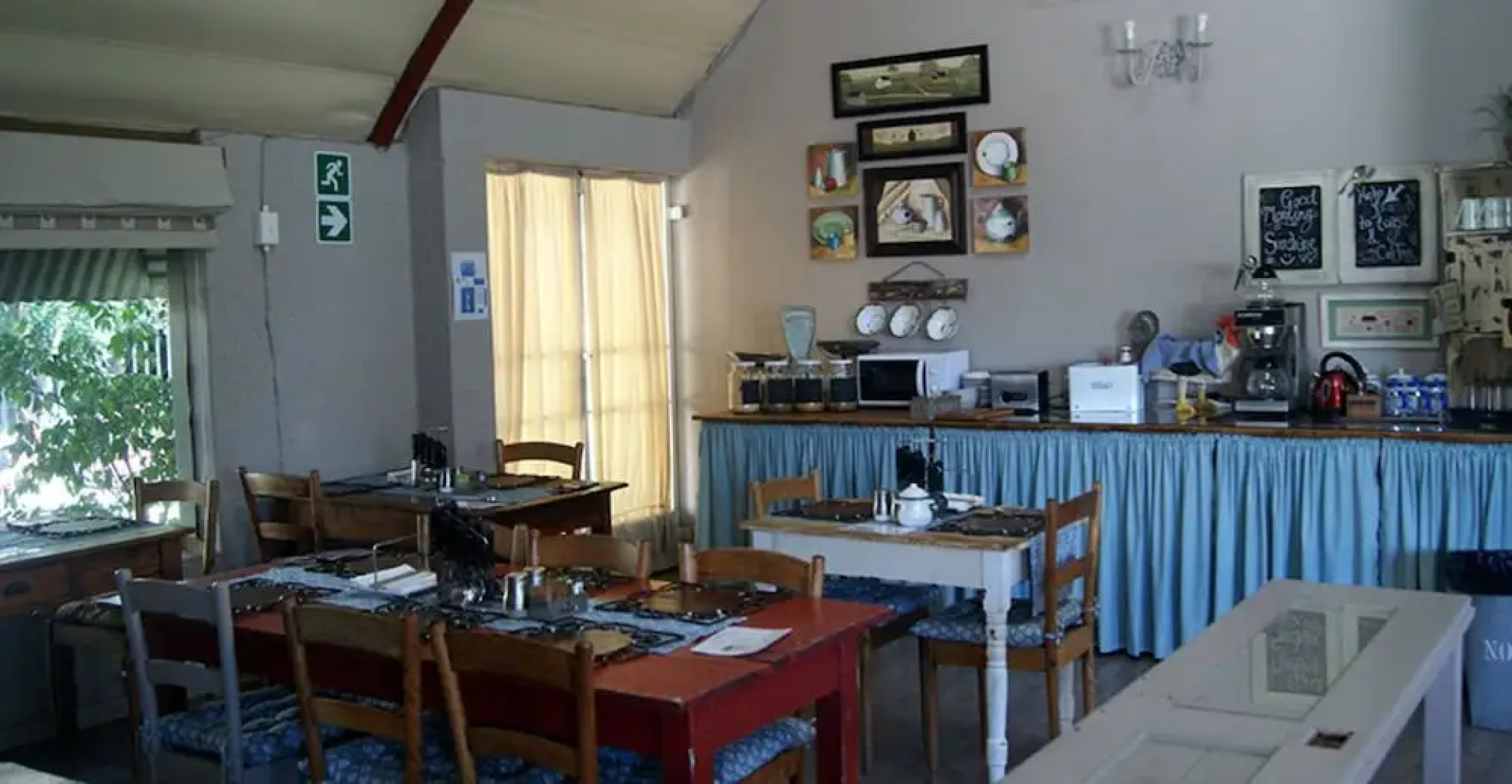 Homestead Guesthouse and Coffee Shoppe