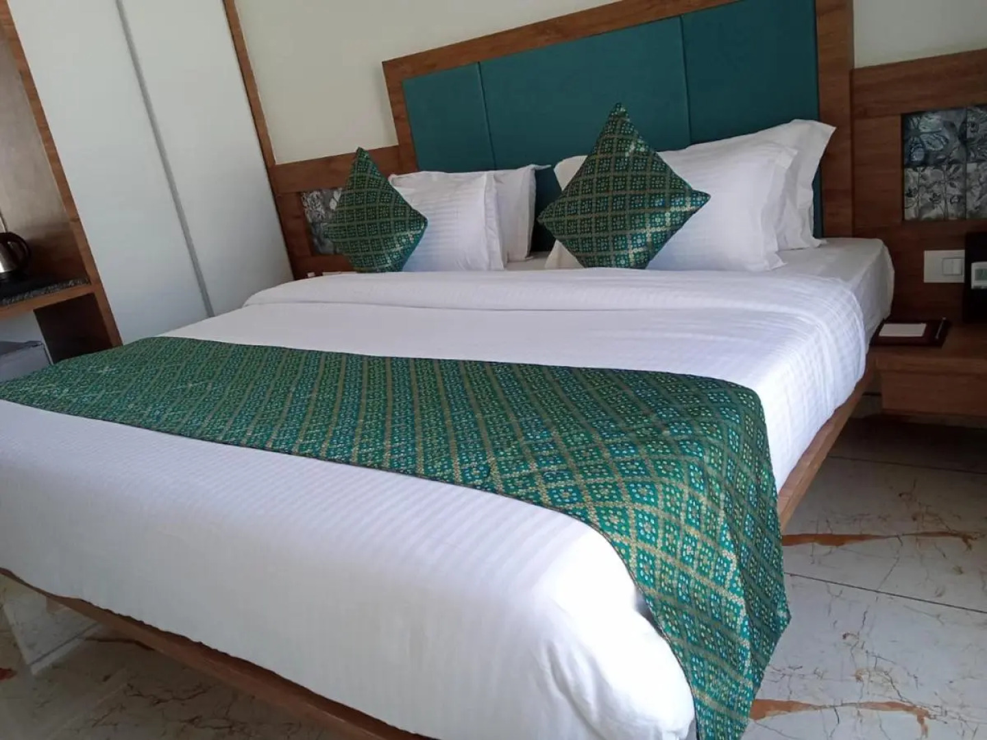 Angel Lords Eco Inn Amreli