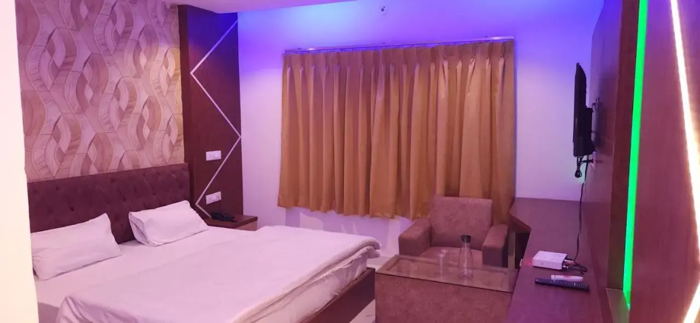 Rbs Hotel & Restaurant