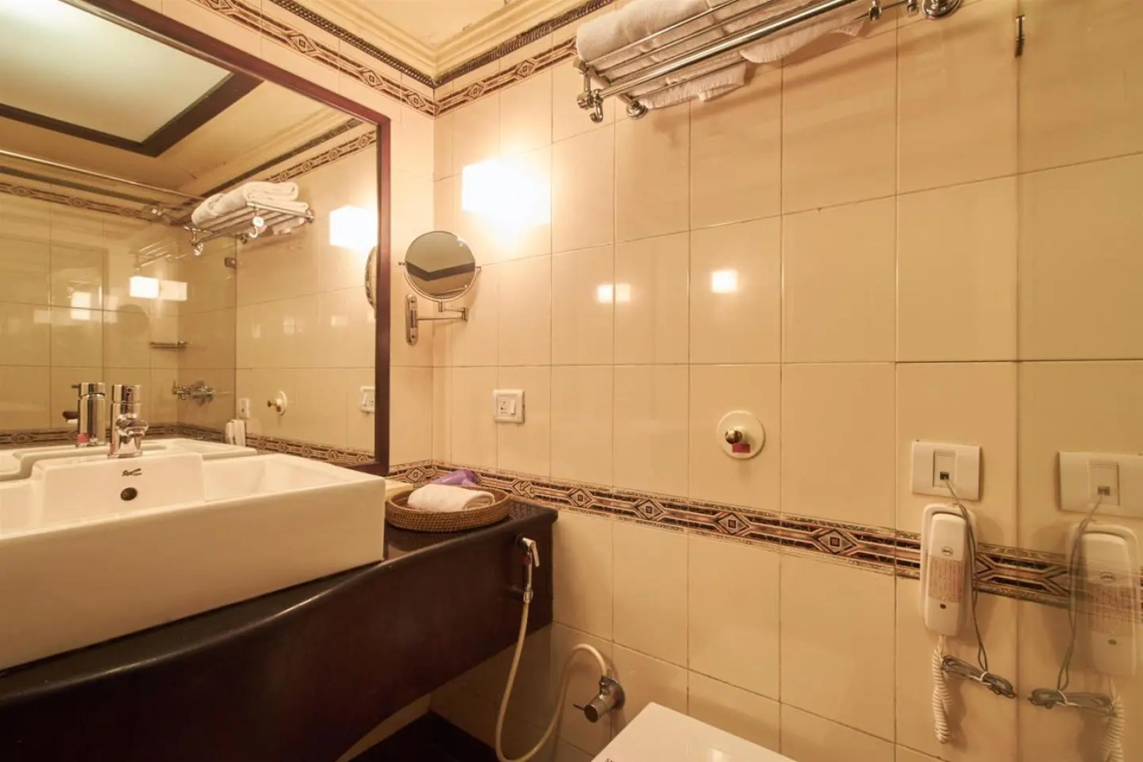 The Crown - IHCL SeleQtions