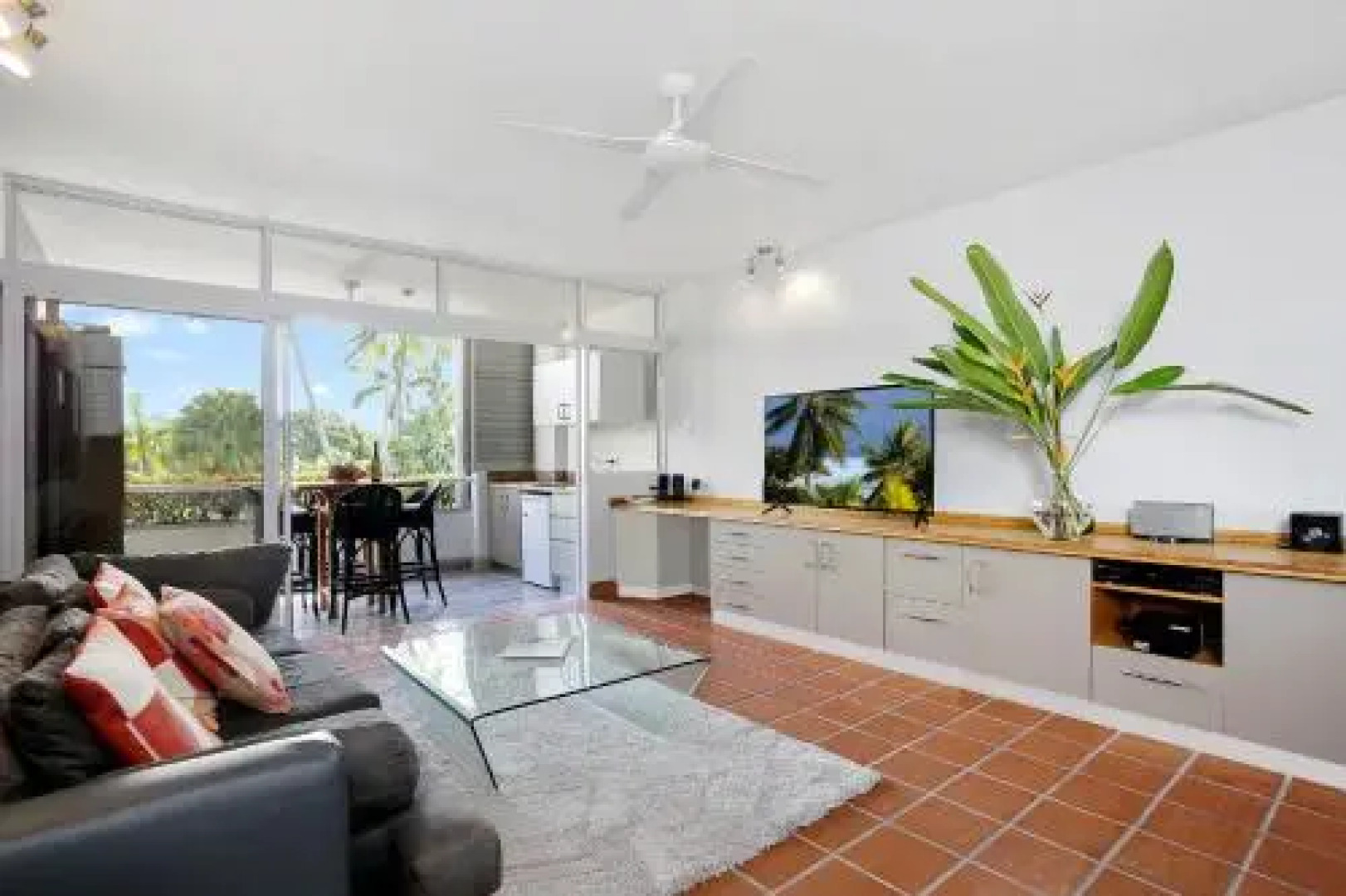 Port Douglas Penthouse Suite