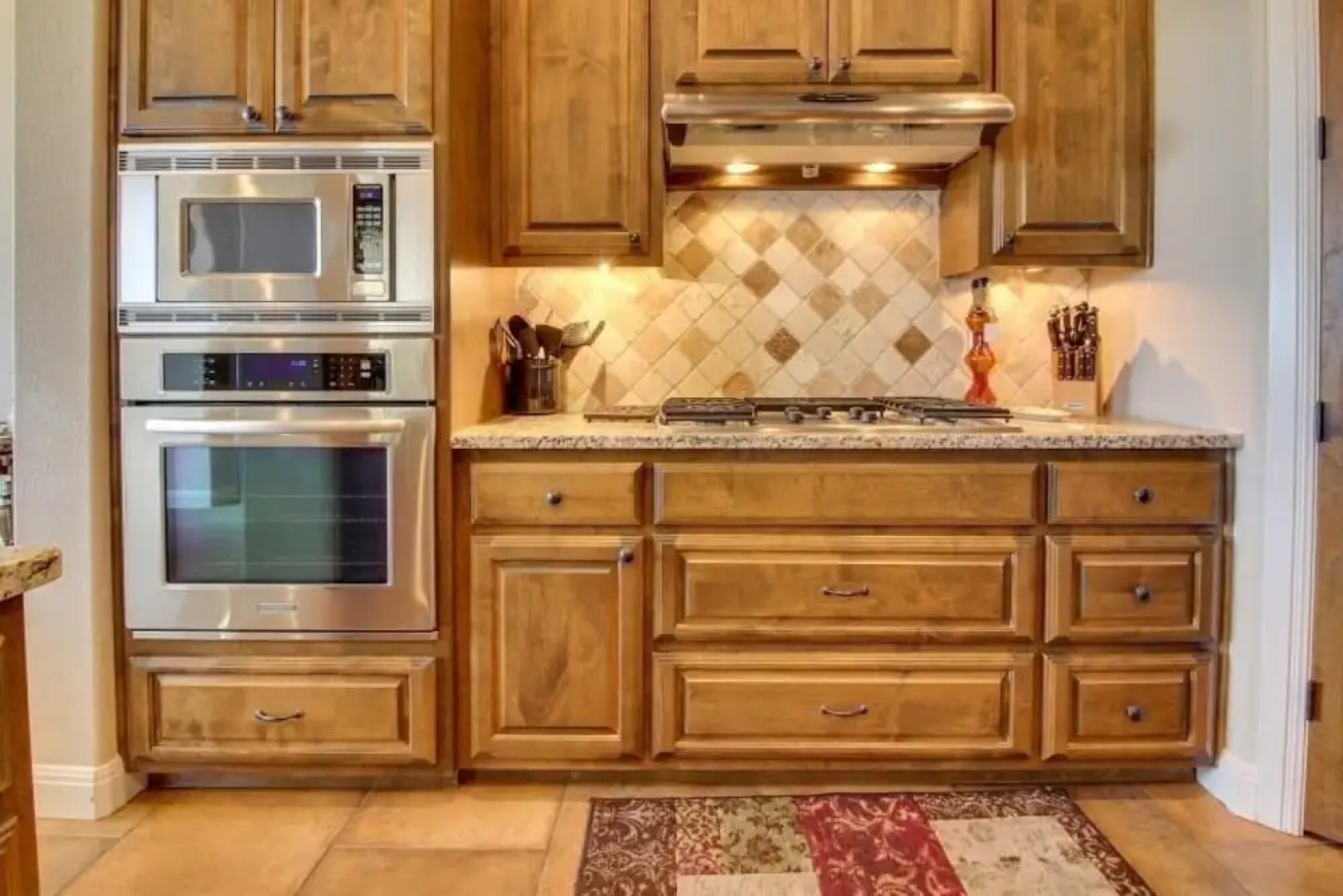 Living Local Lakeway Cove 2 Bedroom Condo