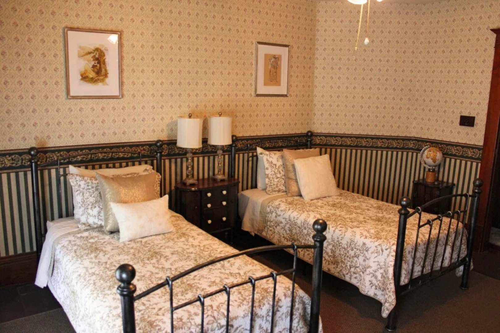 The Red Kettle Inn Bed and Breakfast