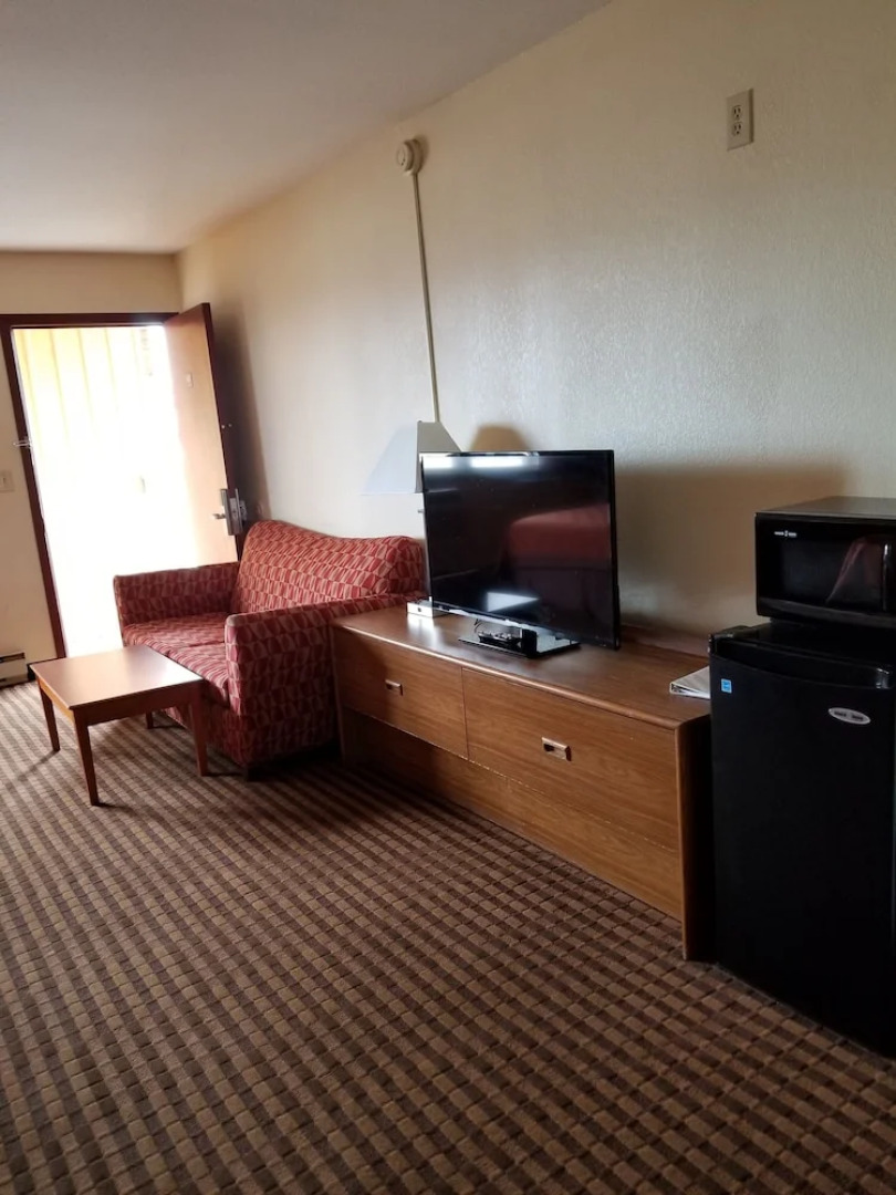 Scottish Inns & Suites Eau Claire