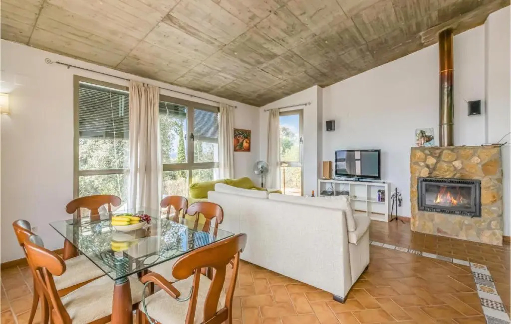 Stunning home in Villaharta with 3 Bedrooms, WiFi and Outdoor swimming pool