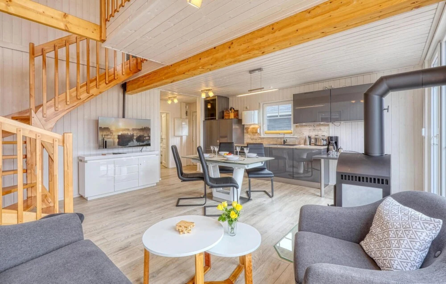 Stunning Home in Zerpenschleuse With 2 Bedrooms and Wifi