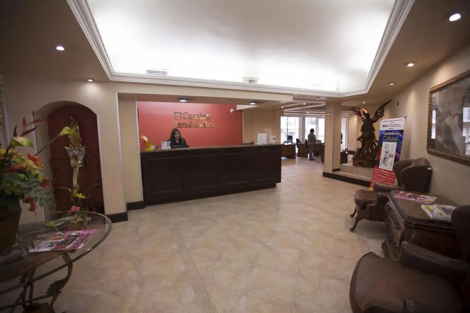 Hotel El Camino Inn & Suites