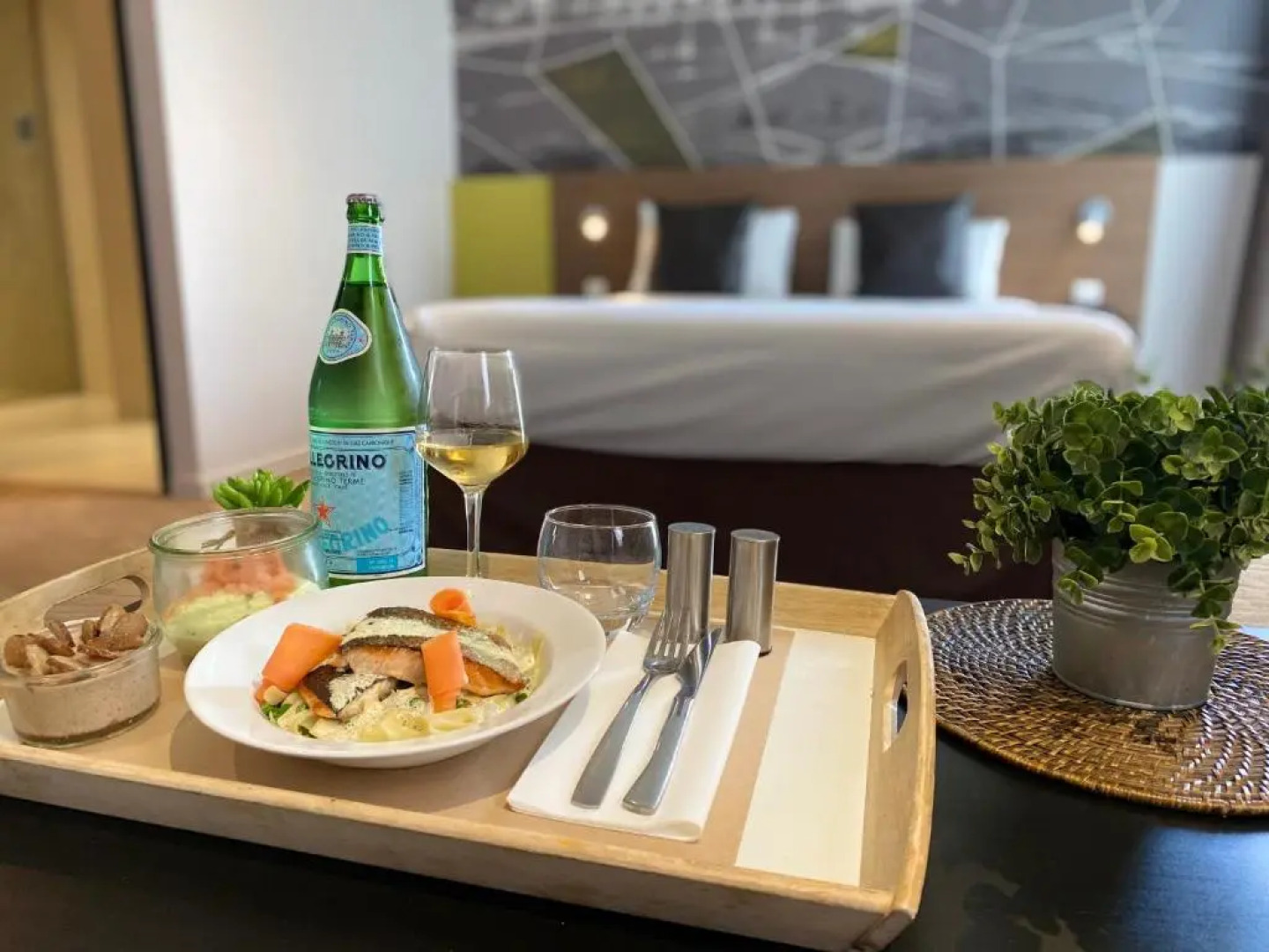 Brit Hotel Toulouse Colomiers - L'Esplanade