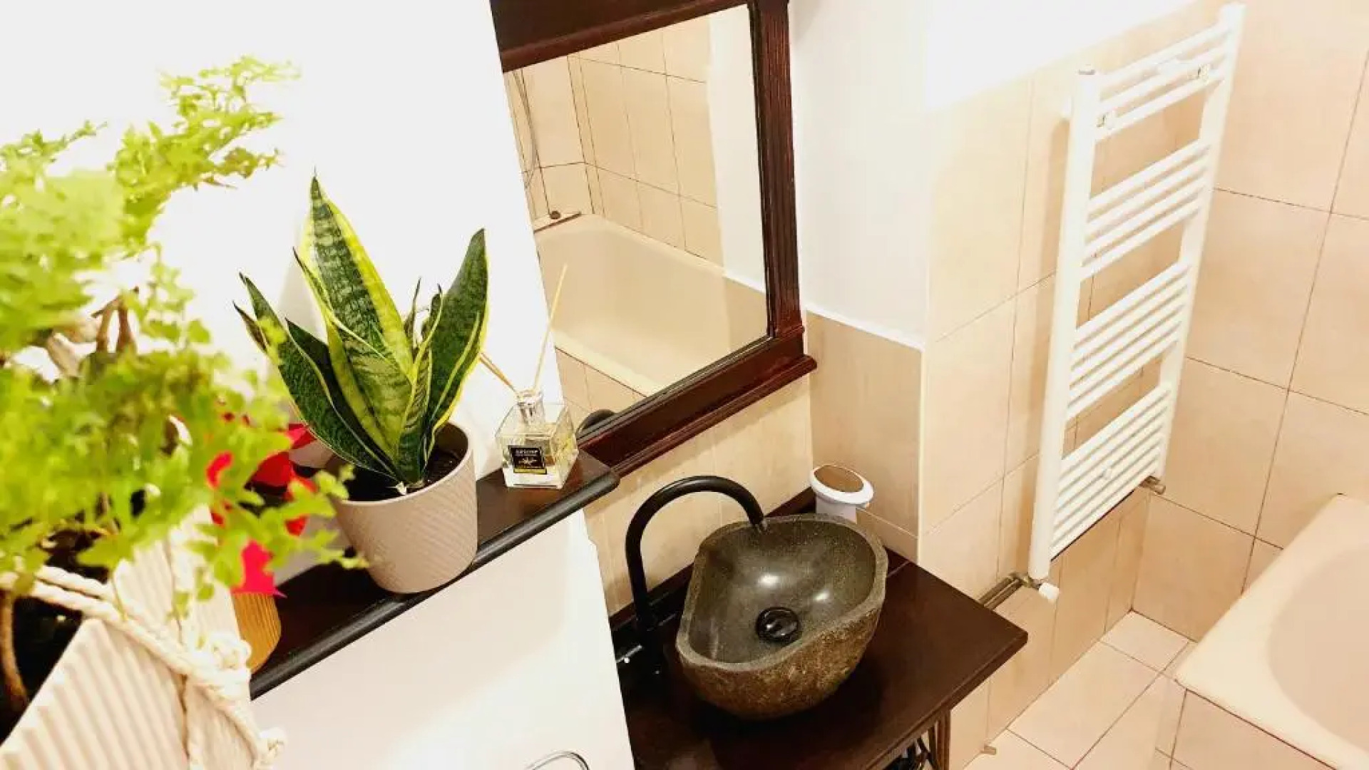 Writer s street residence