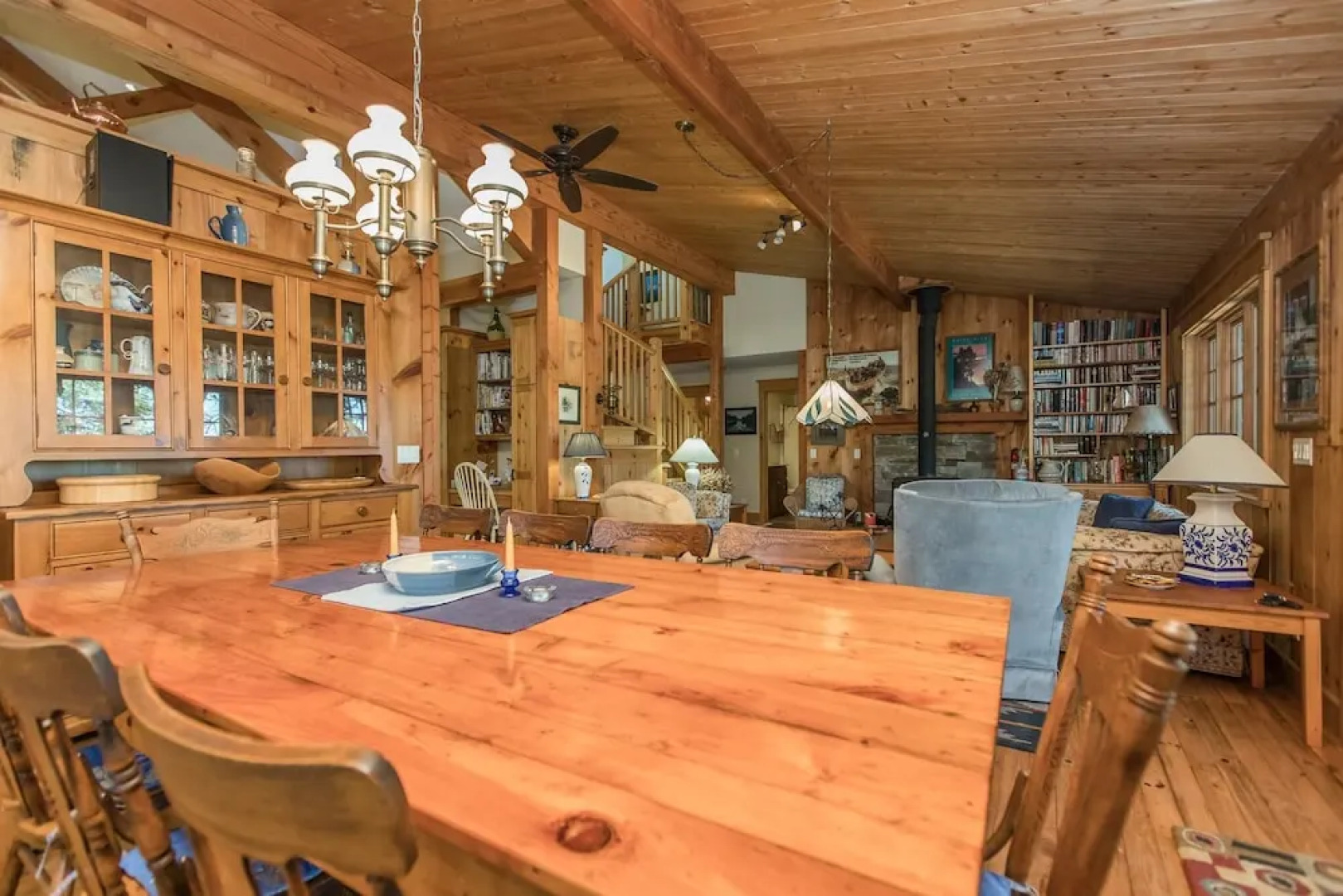 Sunset Dreams A Lovely 4 bed 3 bath family cottage on Lake Rosseau