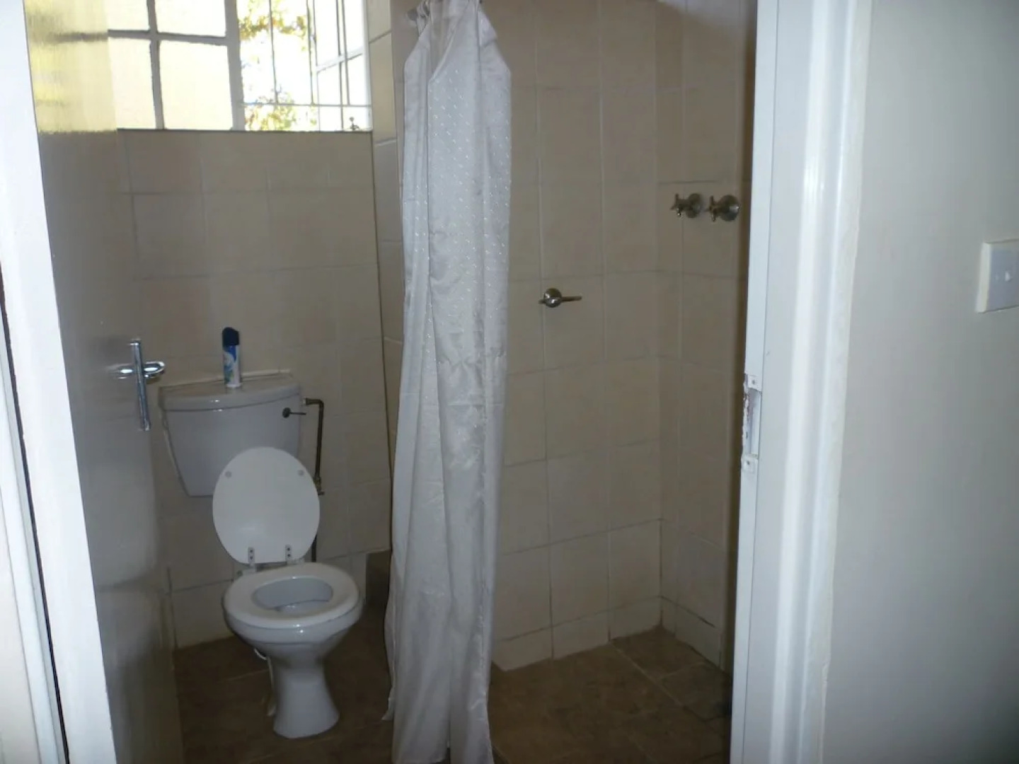 Daisy Executive Lodge