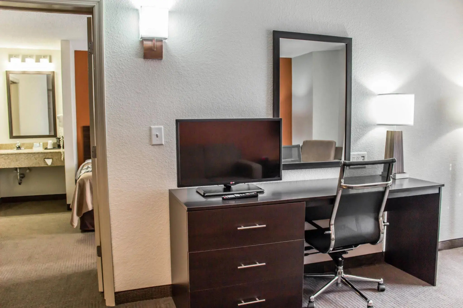 Sleep Inn & Suites Spring Lake - Fayetteville near Fort Bragg