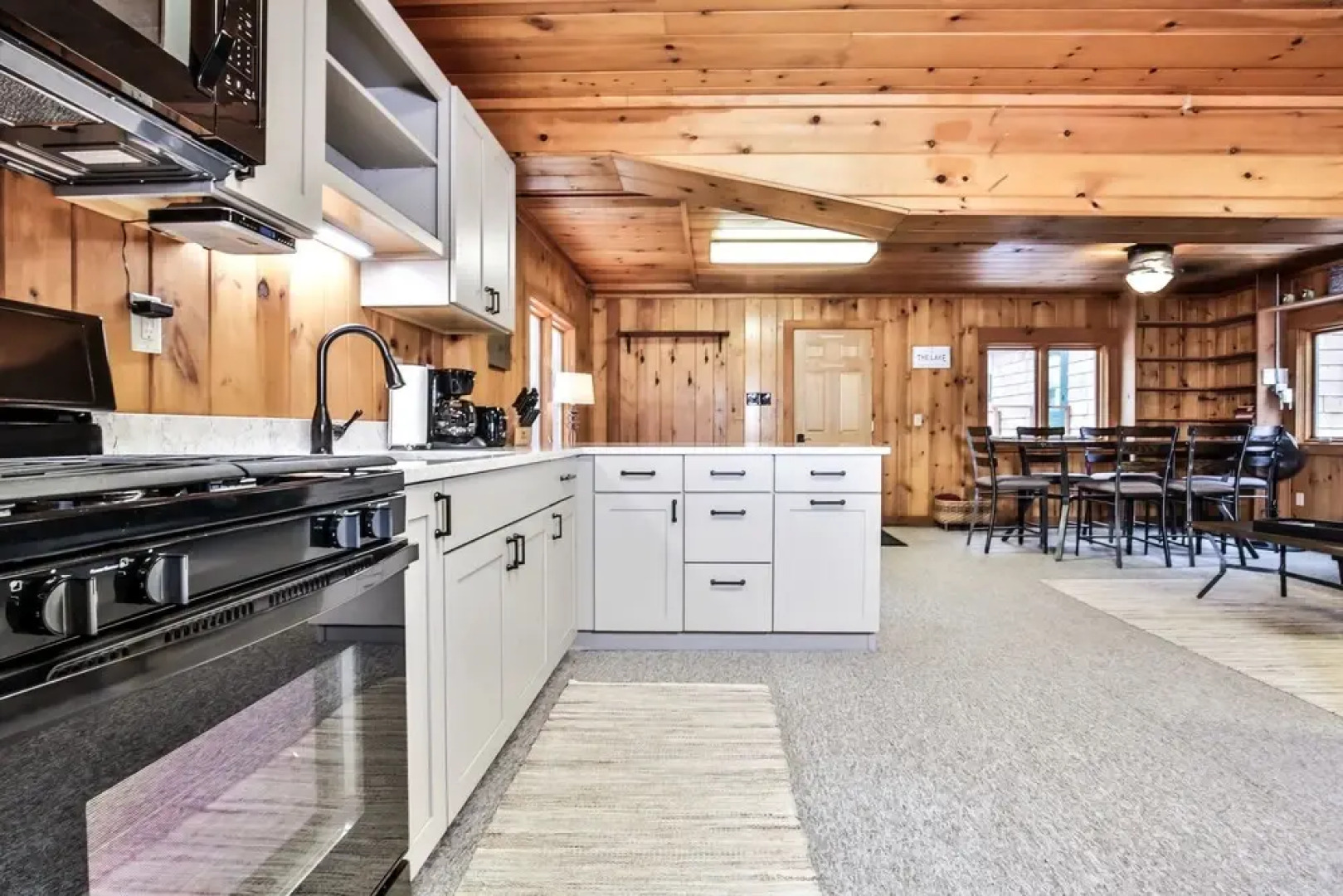 Portage Point - 3 Br Cottage