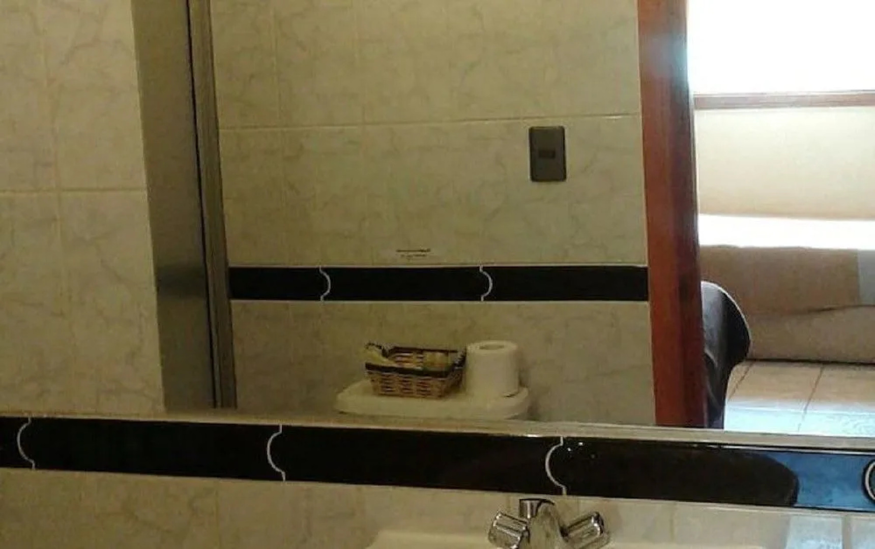 Travel International Hostal - Cafe