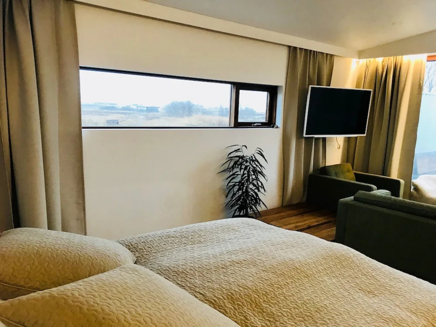 Eyvindarholt Guesthouse