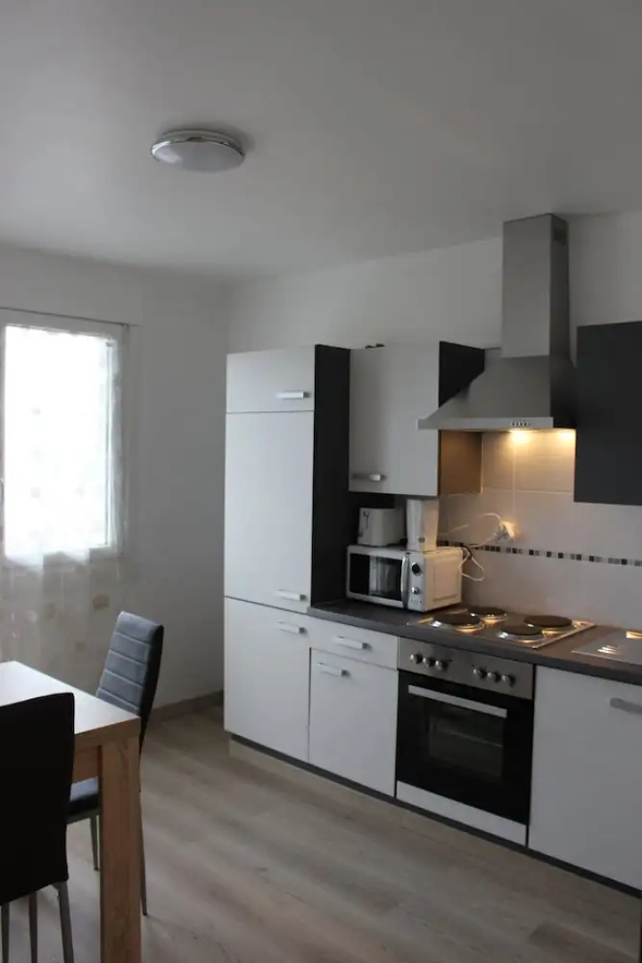 Studios near Basel Airport - RM 118