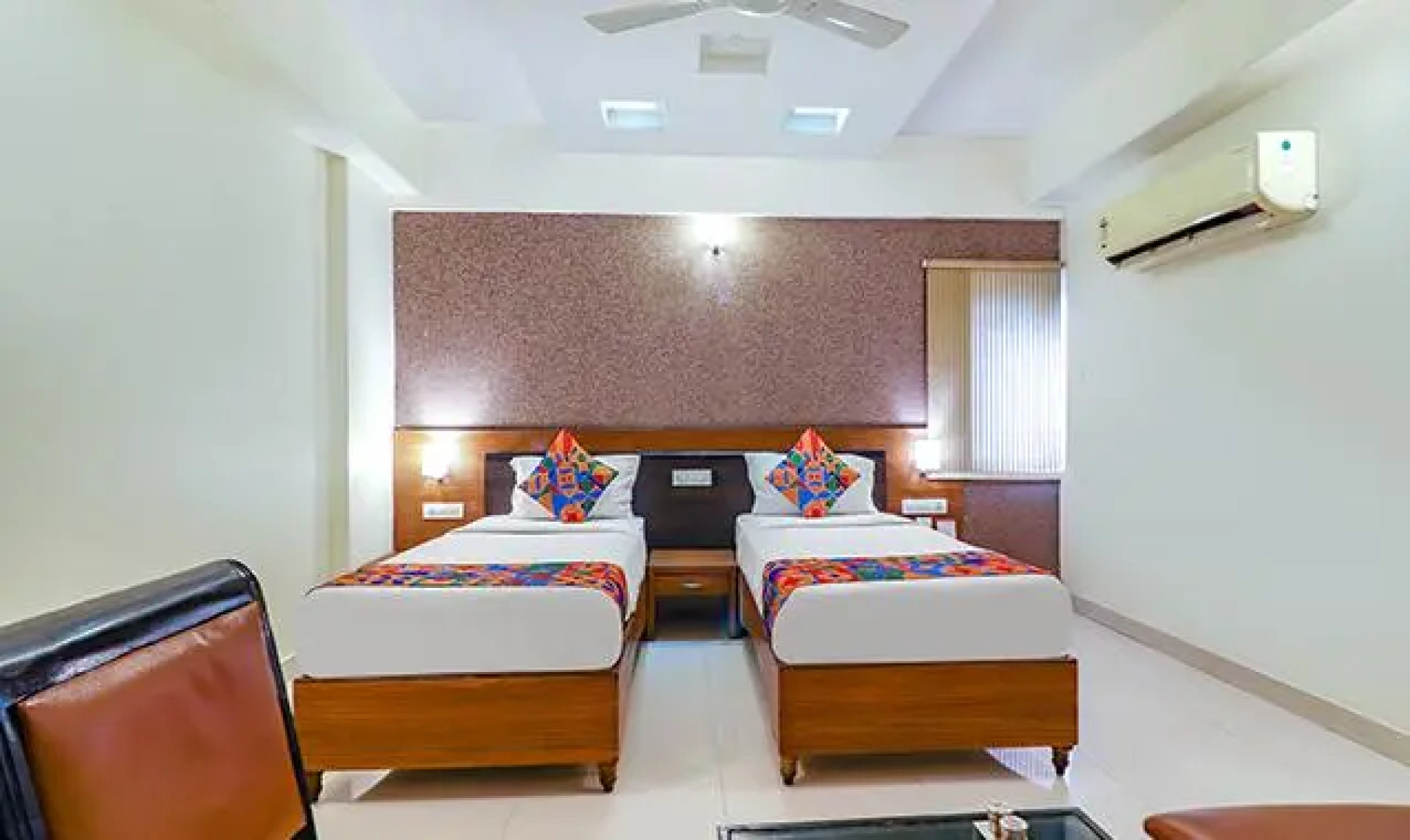 Fabhotel Nera Regency