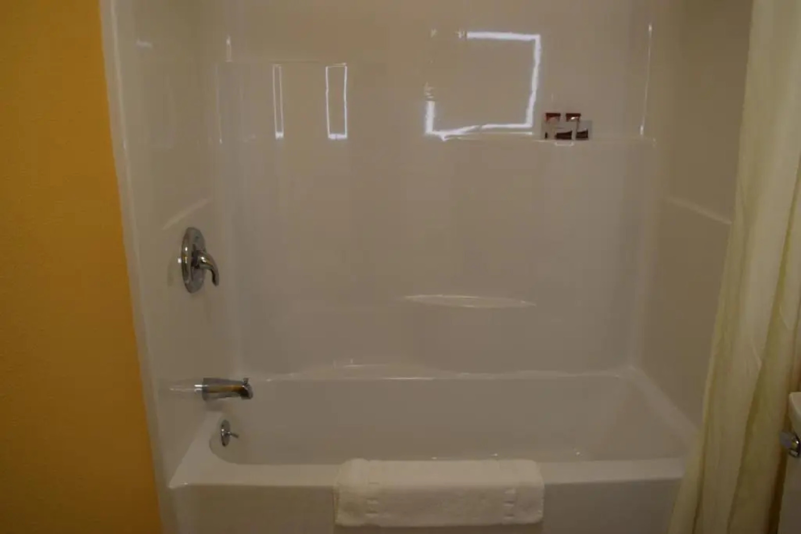 The Dew Drop Inn Motel