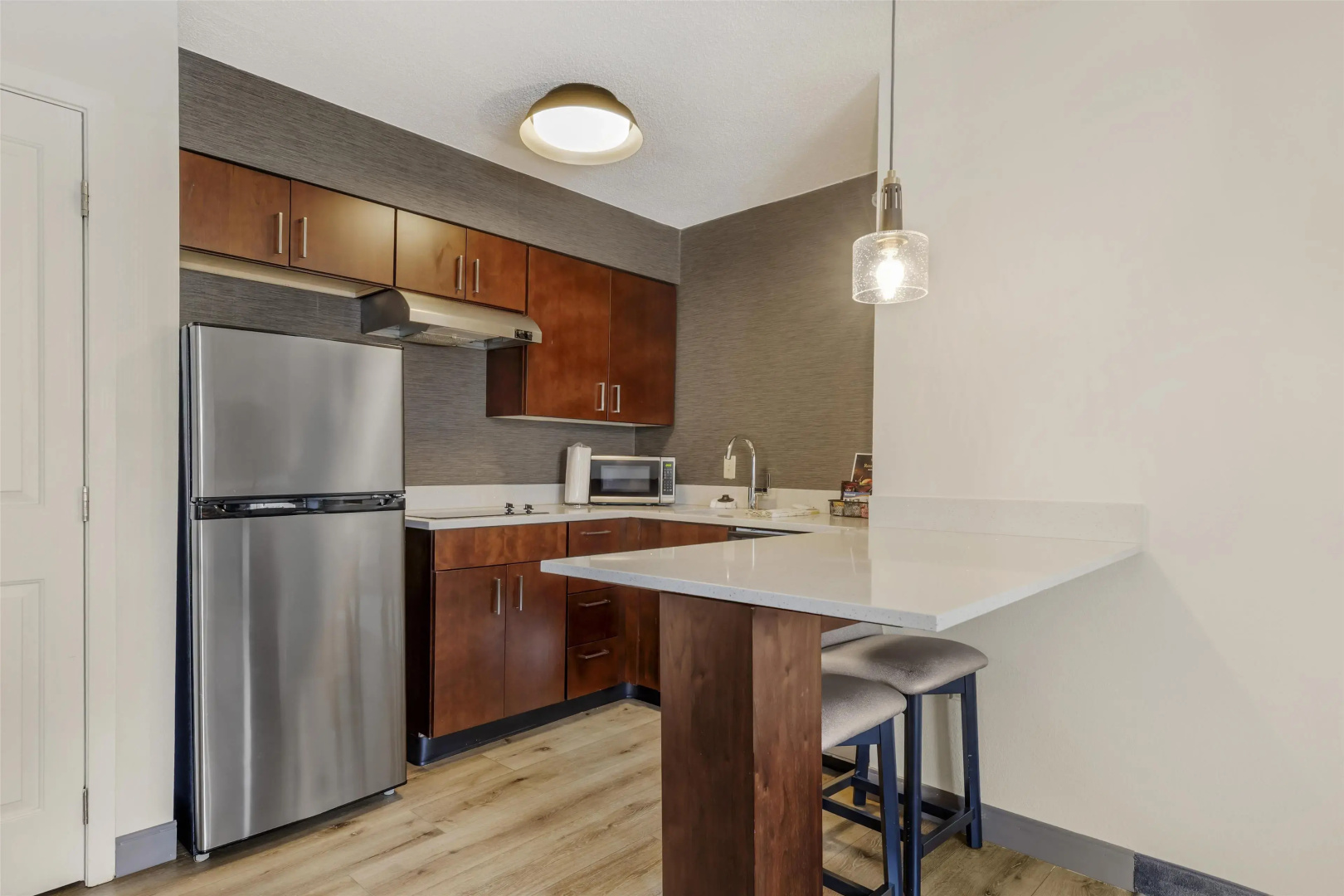Sonesta ES Suites Fairfax Fair Lakes