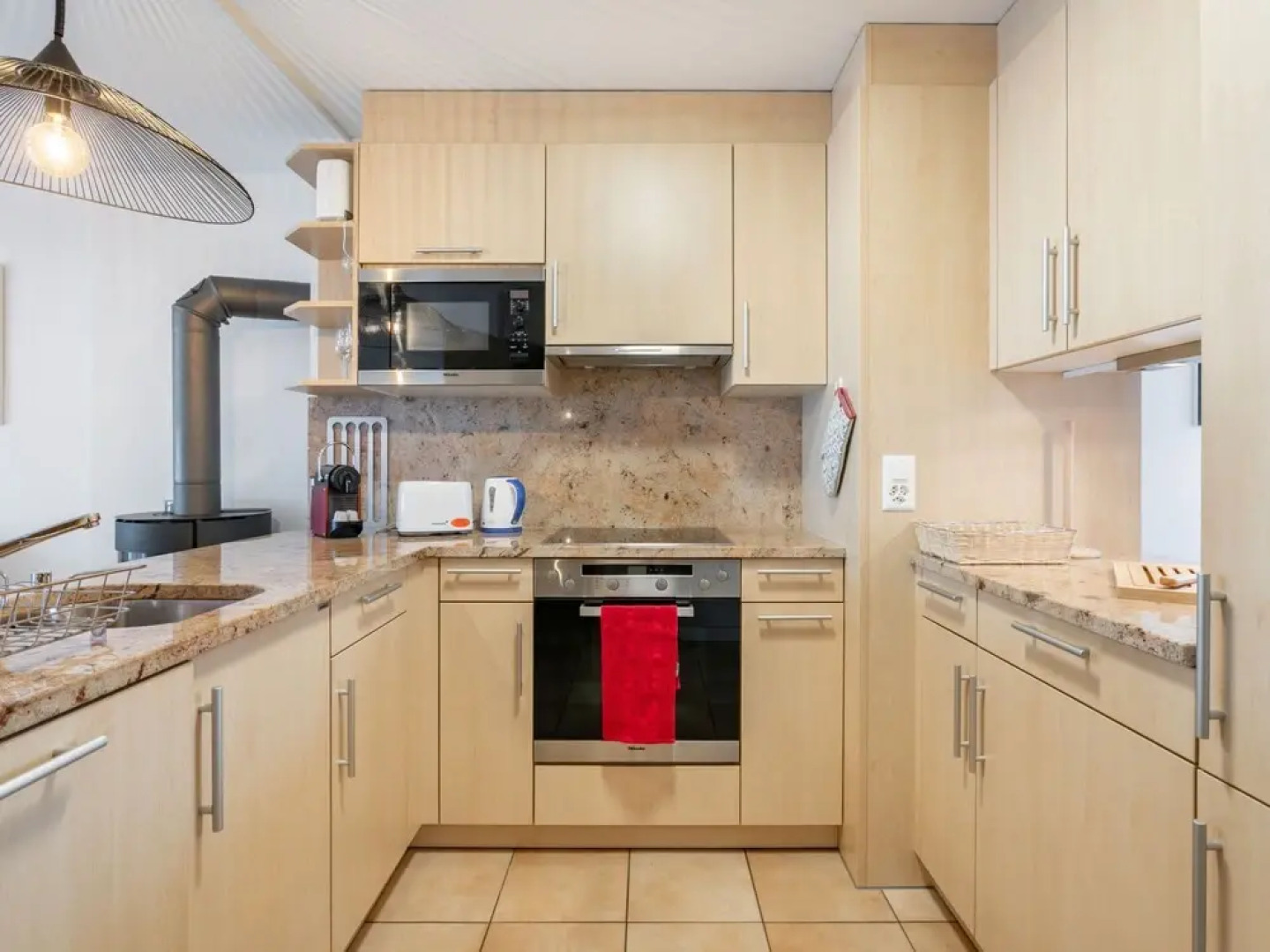 Tasman S20 R Port-valais