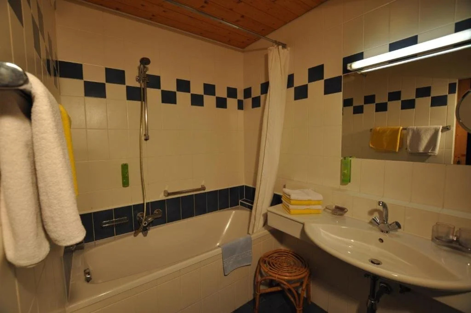 Ferienwohnungen Knaller-Möd