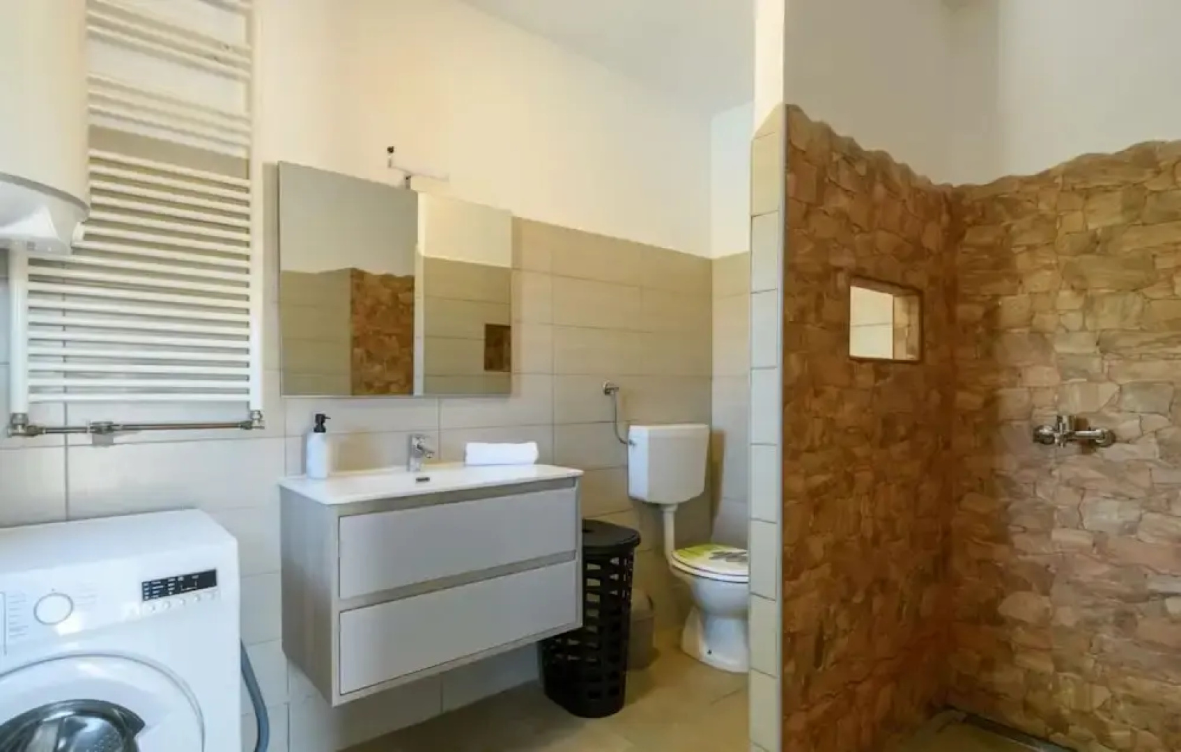 Boky Comfortable Holiday Residence