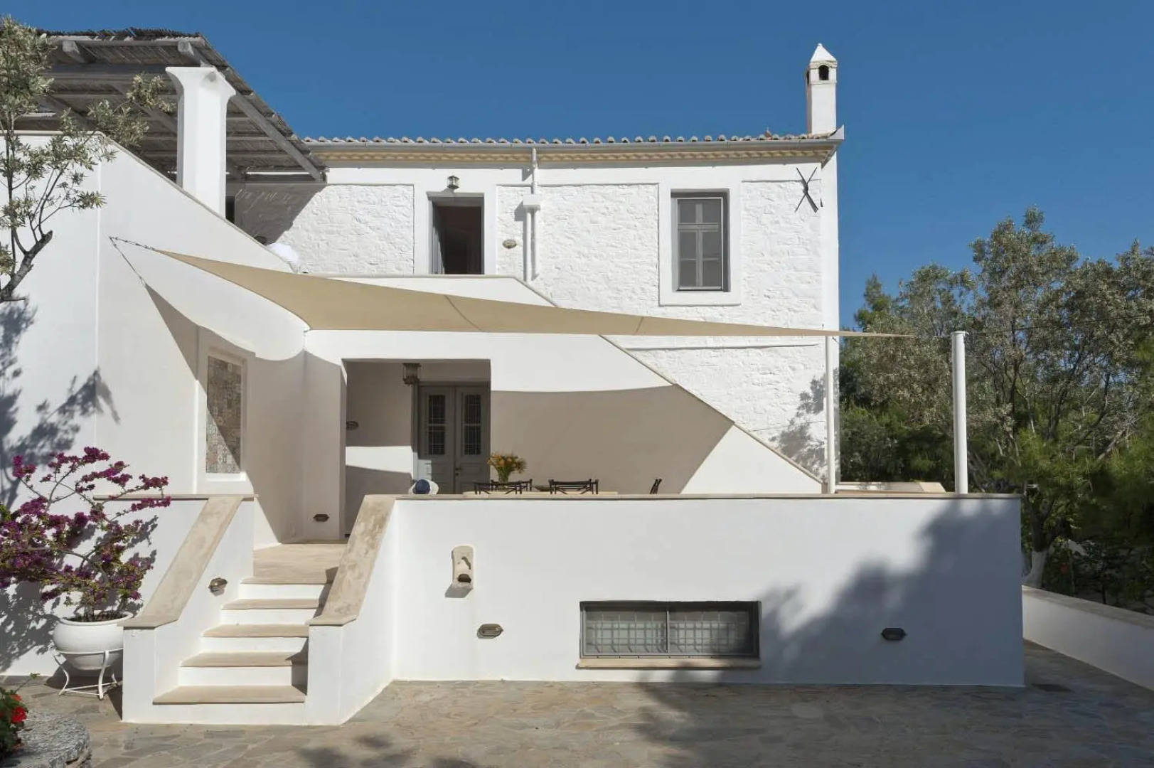 Bellevalia Hydra - Formerly Four Seasons Hydra