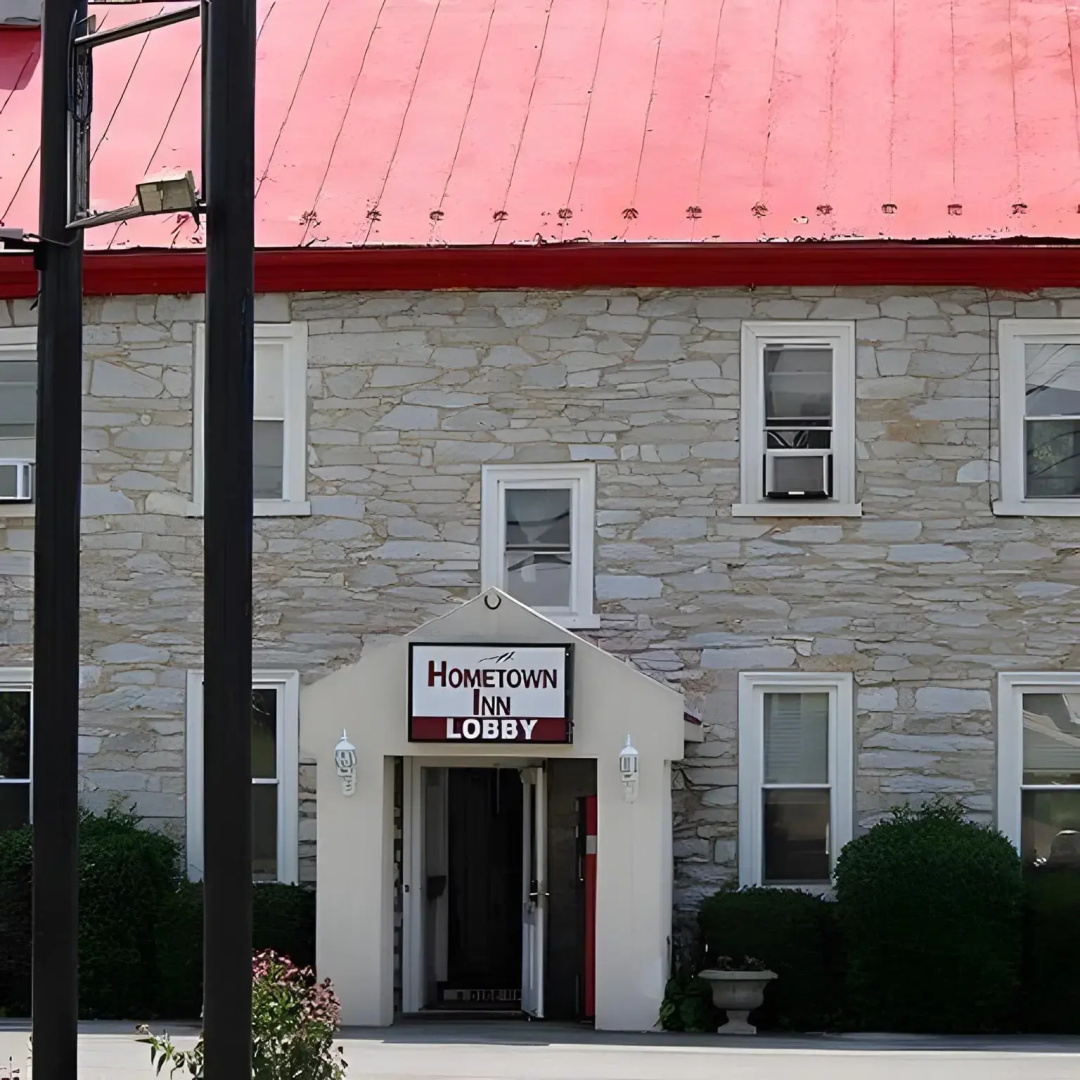 Hometown  Inn