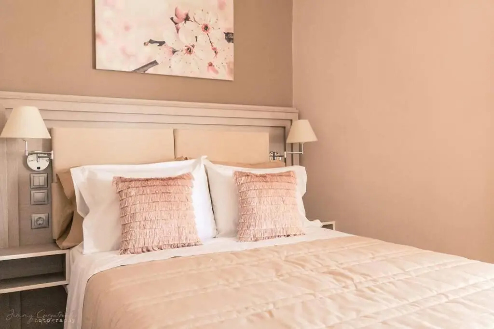 Remvi Deluxe Apartment 202 with Sea View