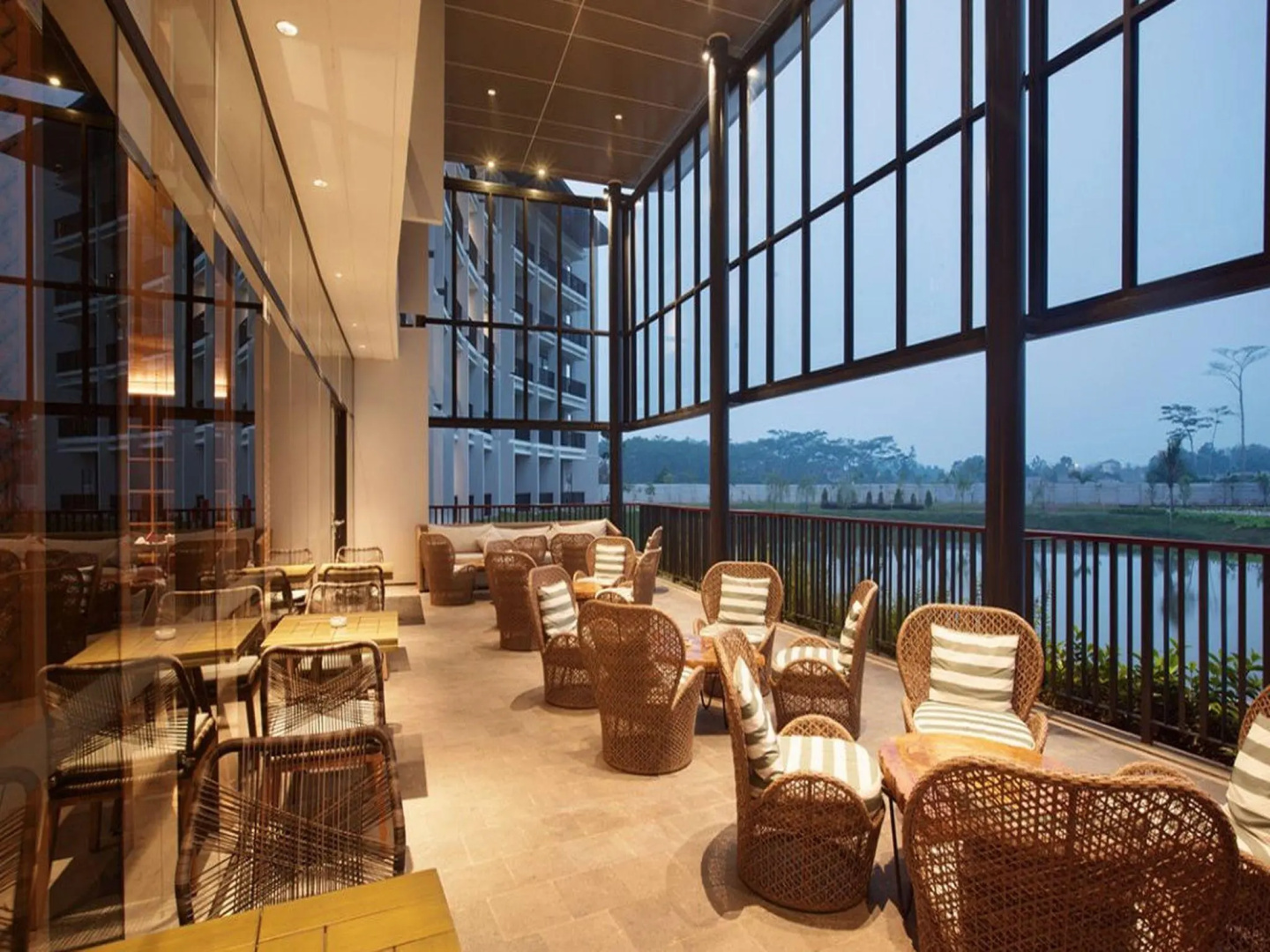 Hotel Santika Premiere Bandara - Palembang