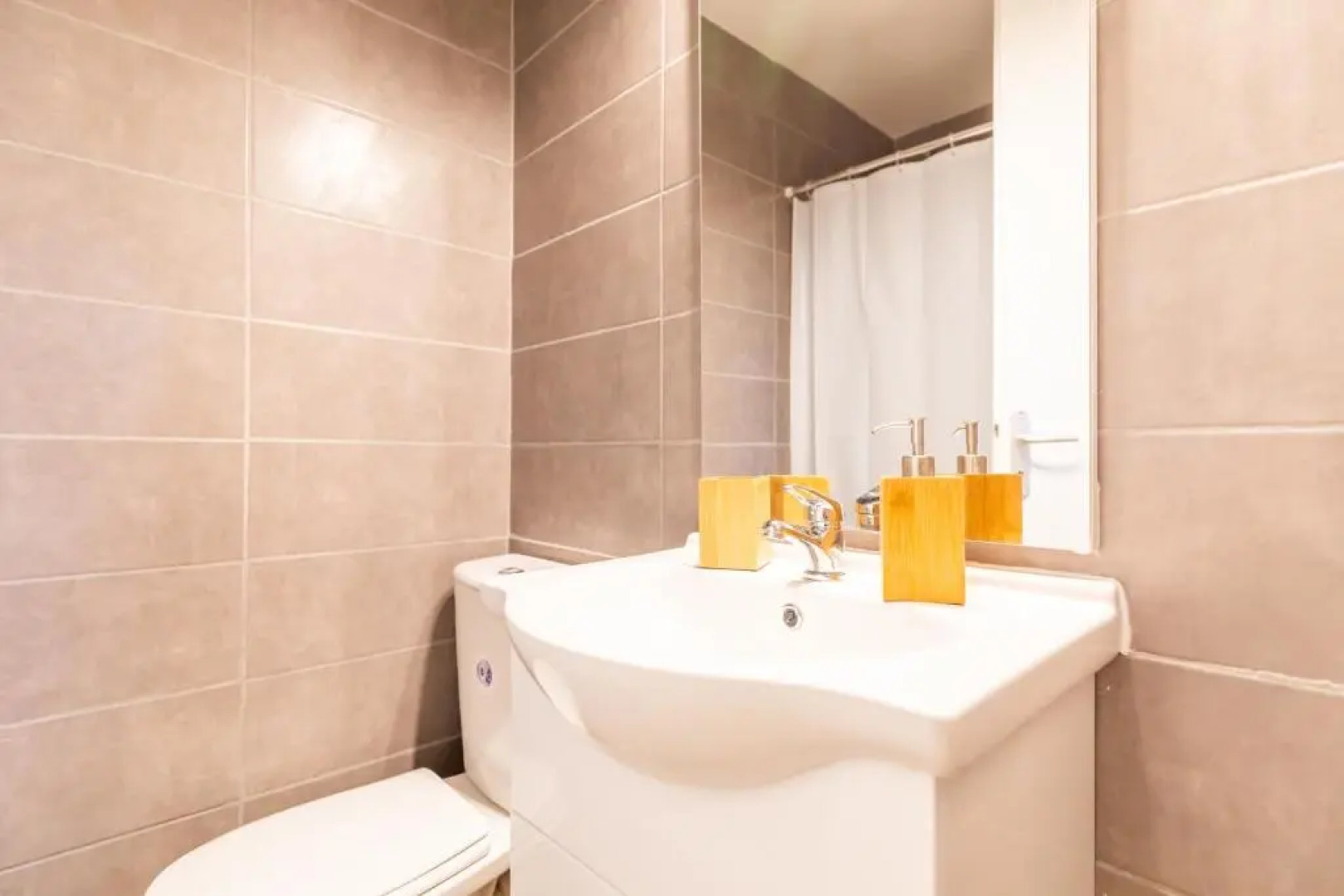 4 - Le studio Pontissalien - Parking Privatif