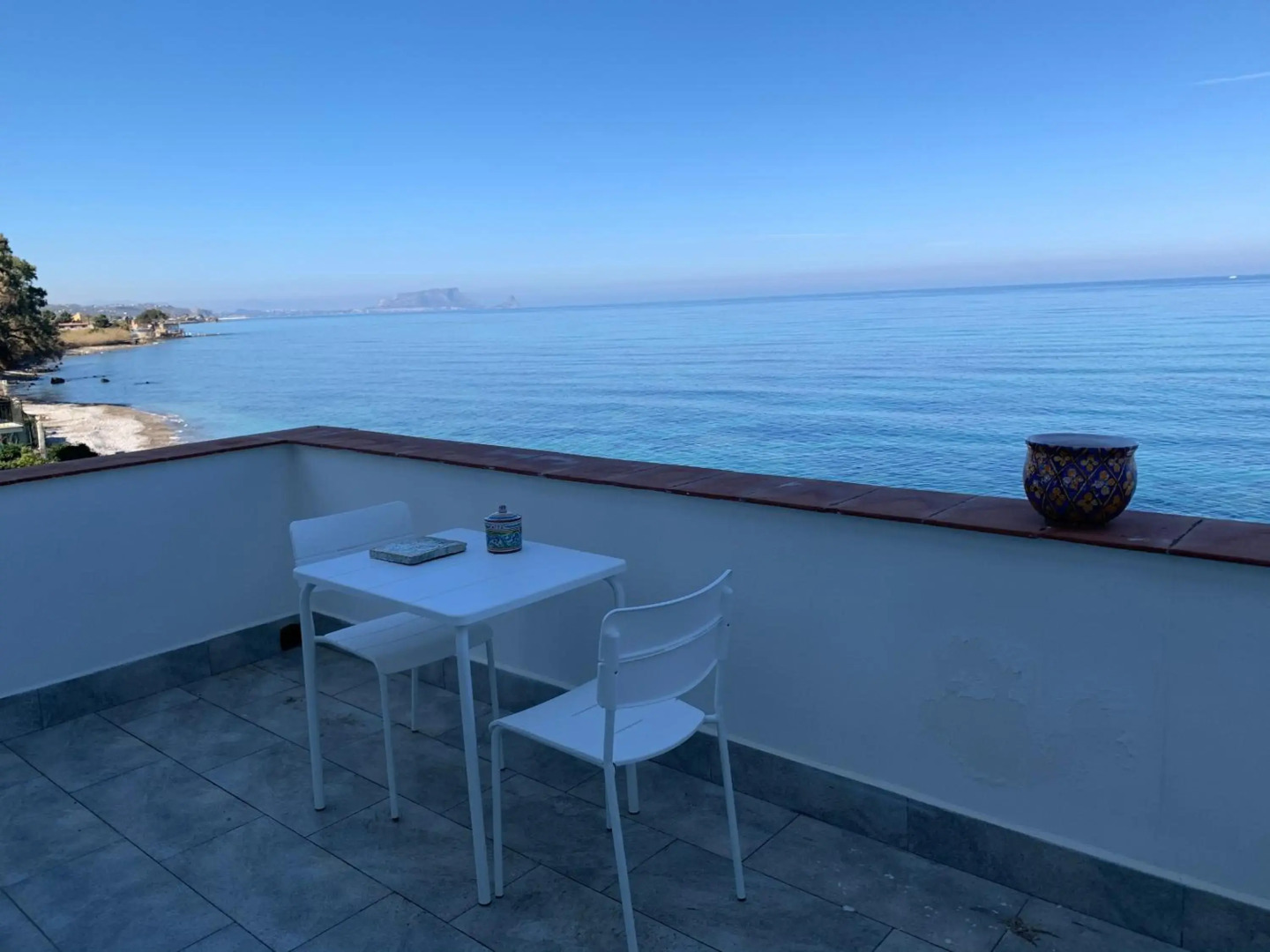 Sfondo Blu Villa sul mare