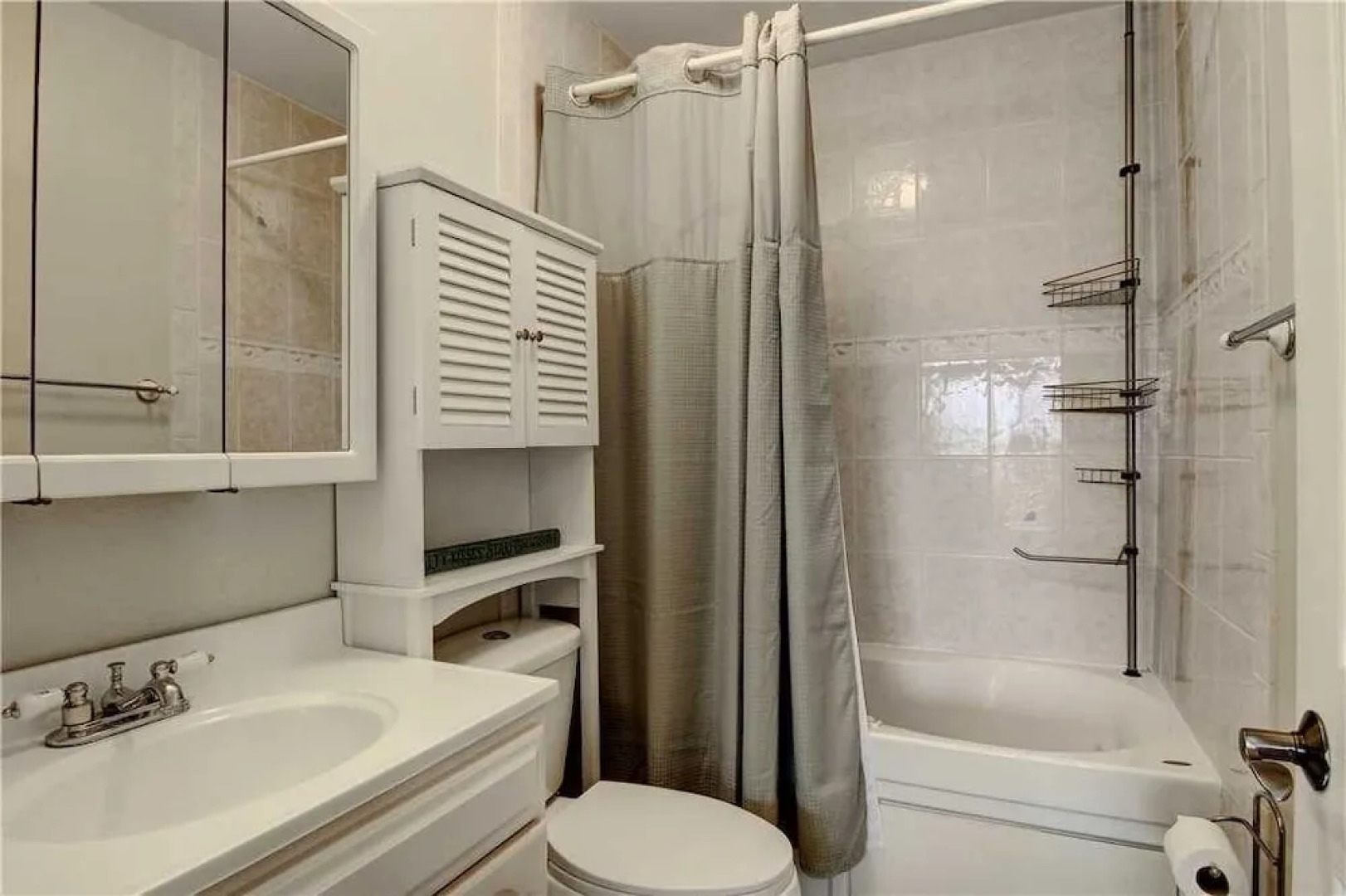 14300 Aloha St. Unit 220 3 Bedroom Home