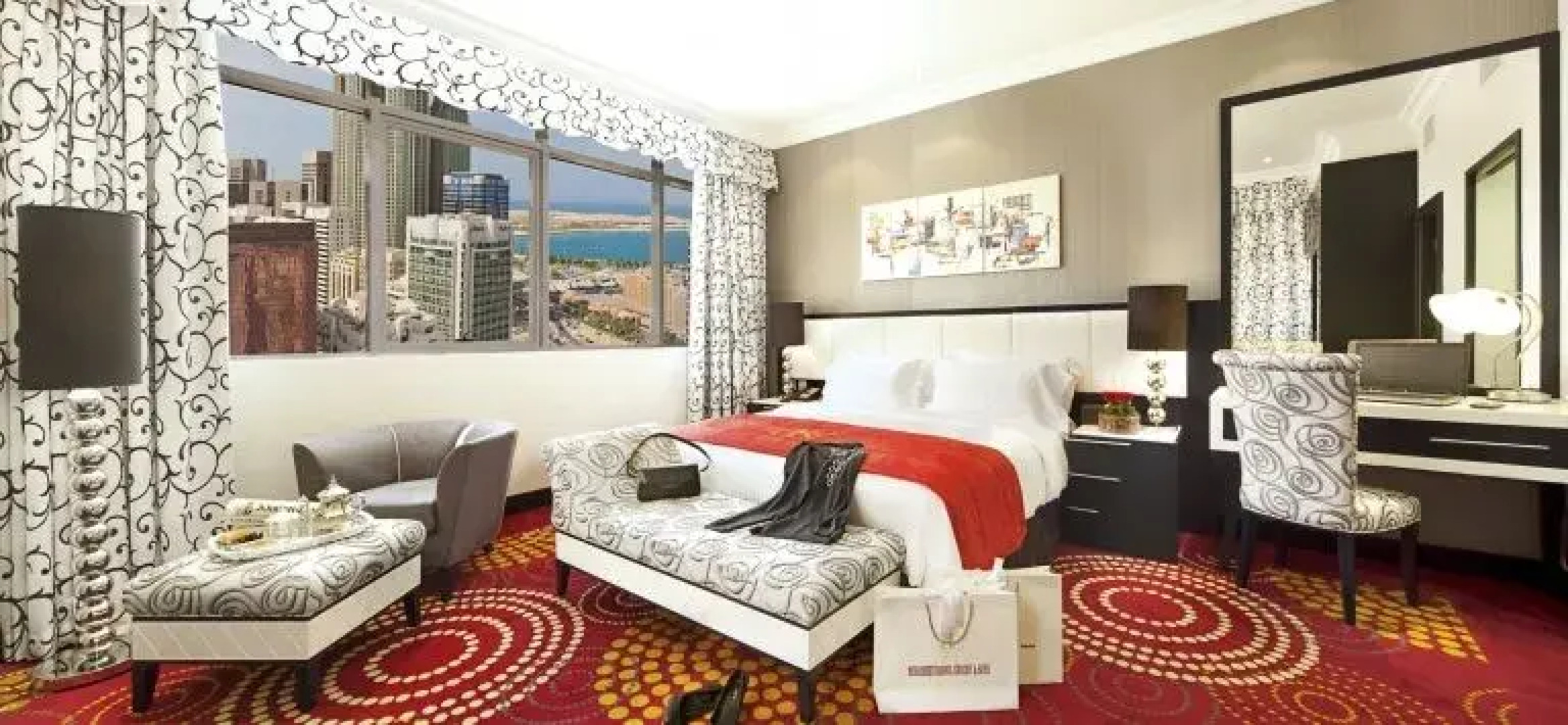 Swiss Hotel Corniche