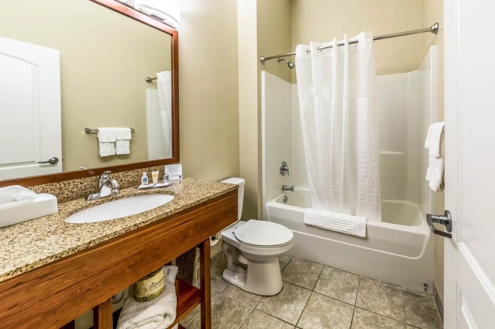 Mainstay Suites Barnesville - Frackville