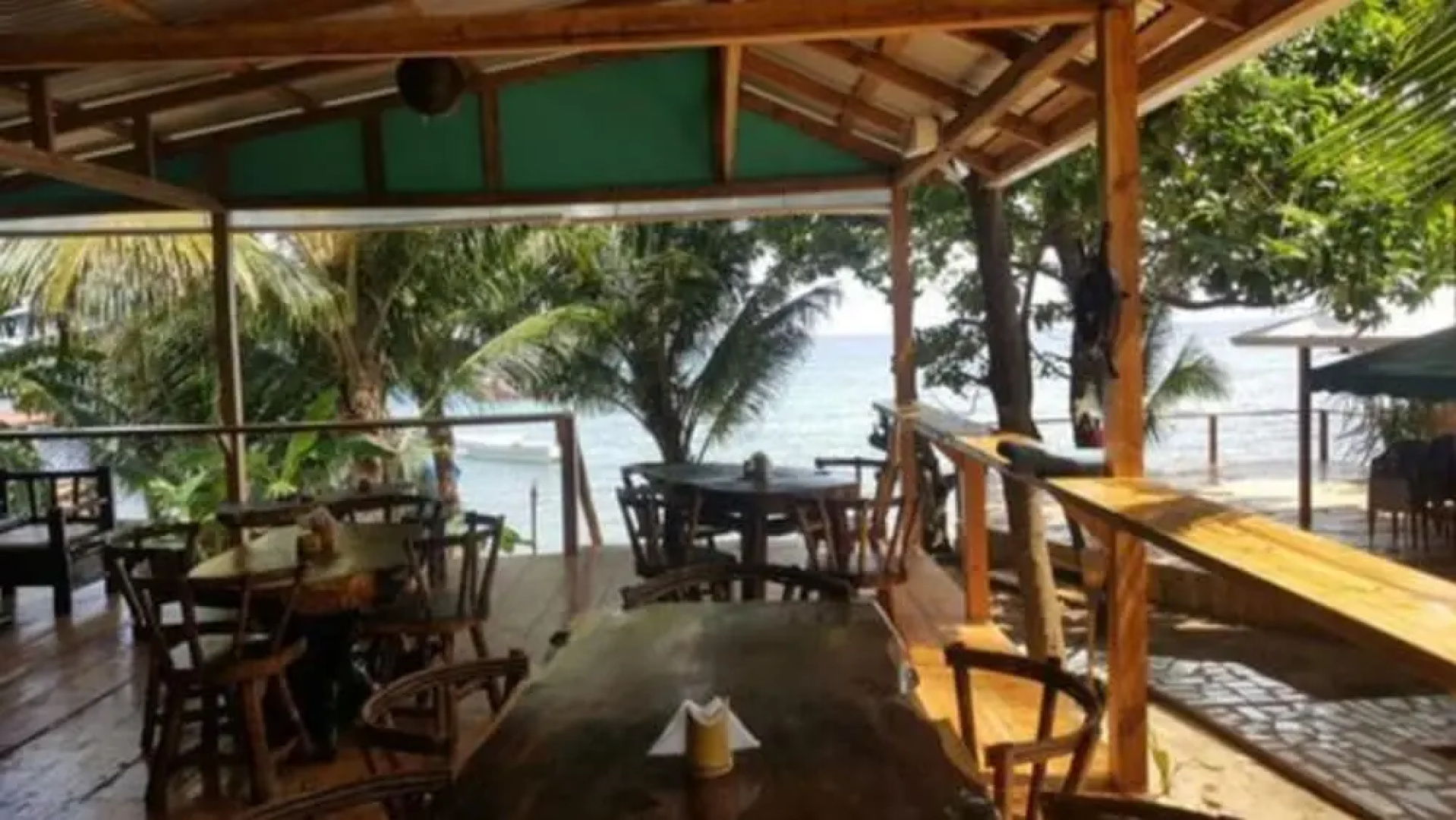 Las Palmeras Hotel