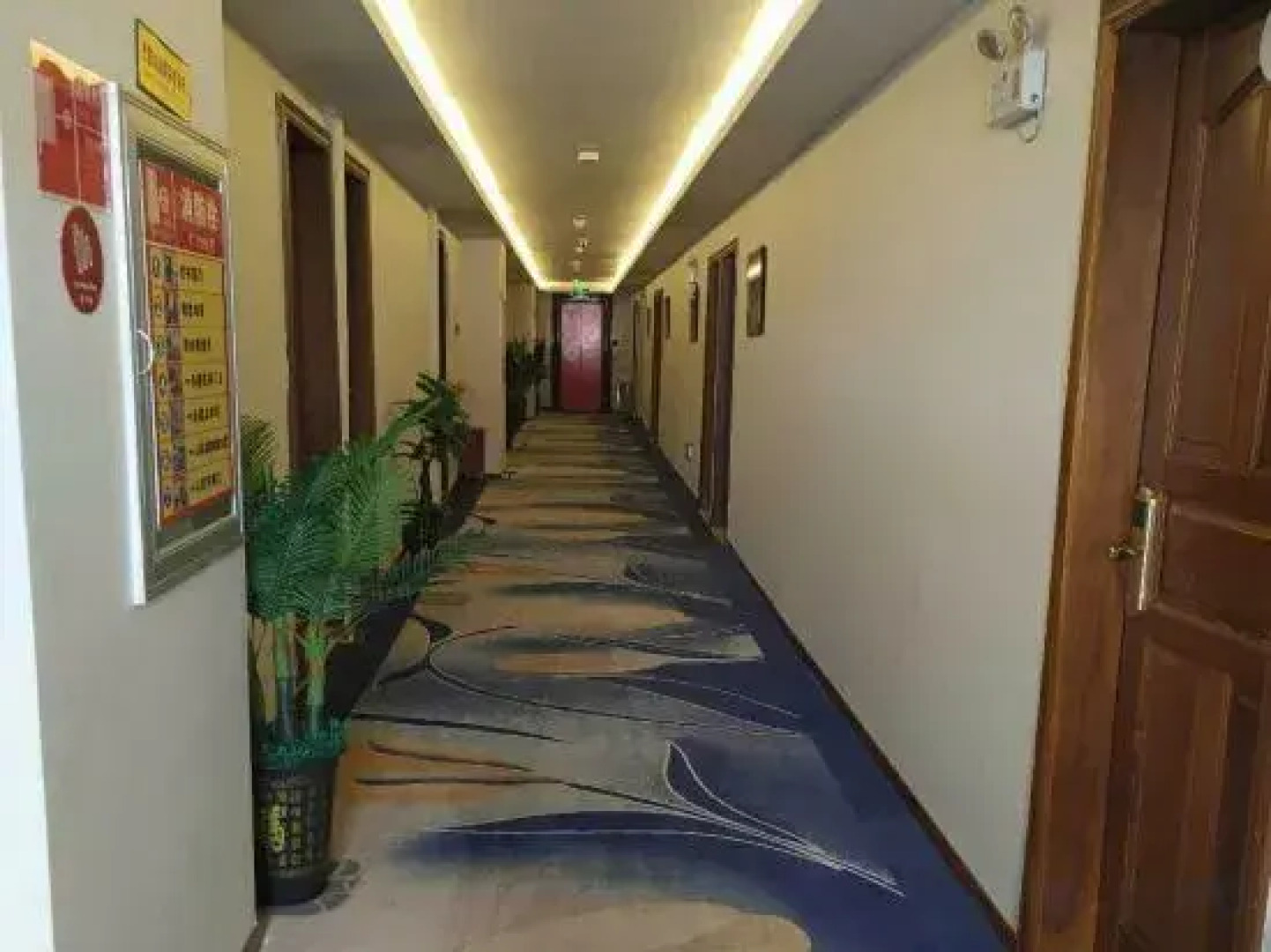 Ding Good Hotel Ruili