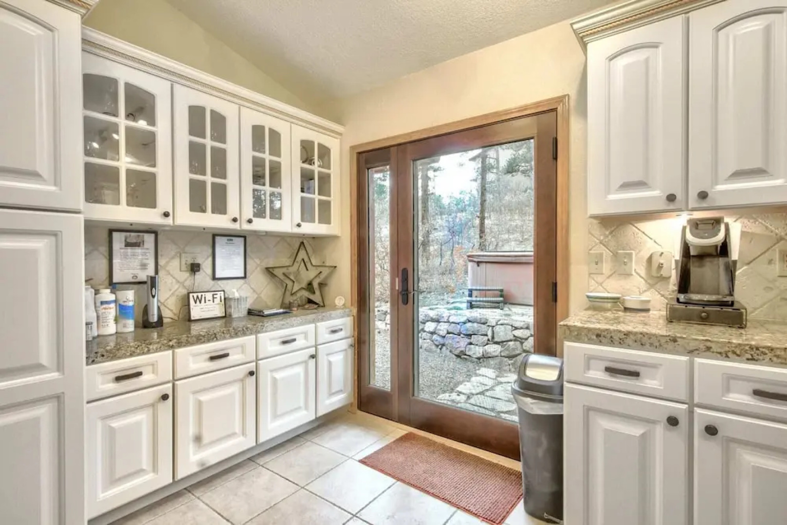 5BD Mountain Getawayhot Tub & Foosball